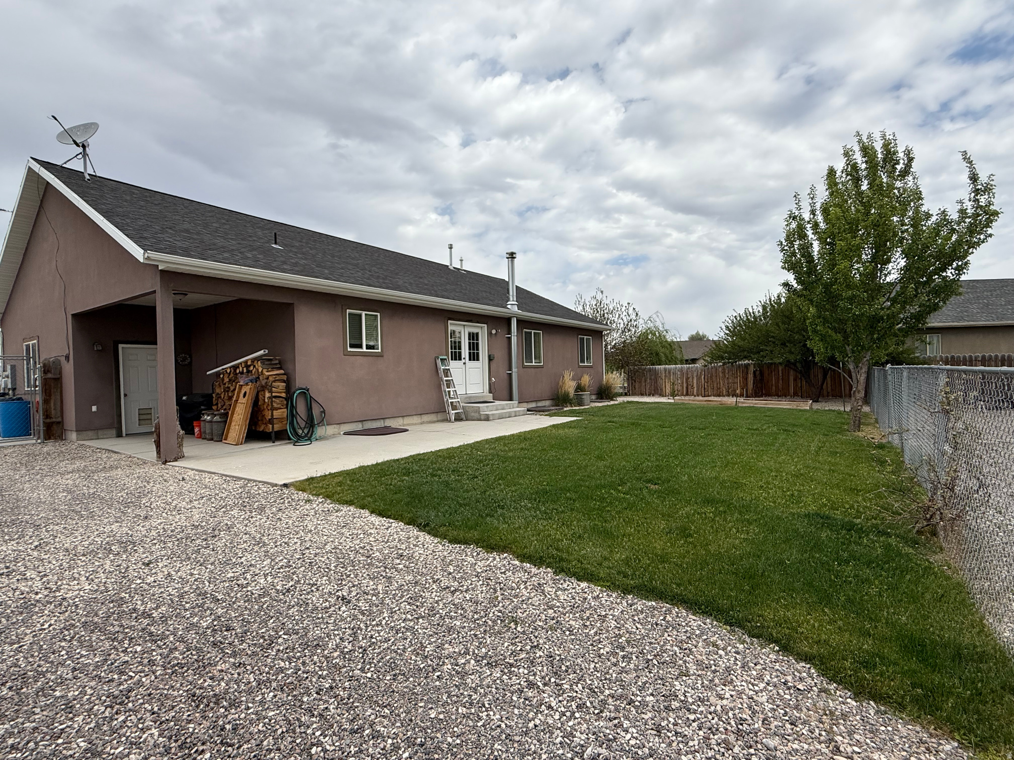 main property photo 51