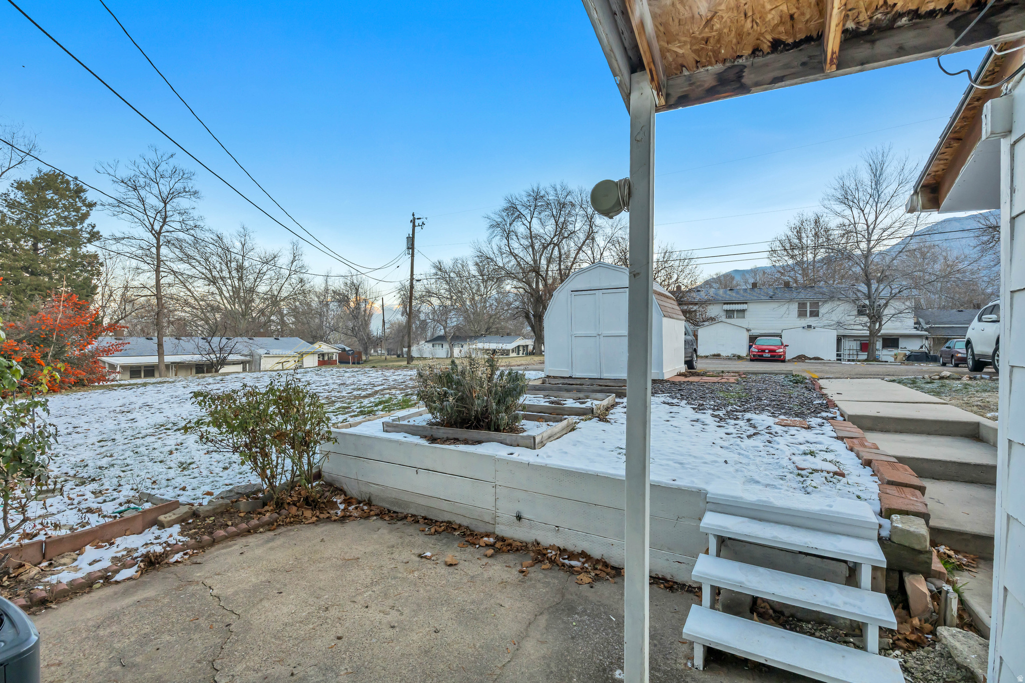 main property photo 13