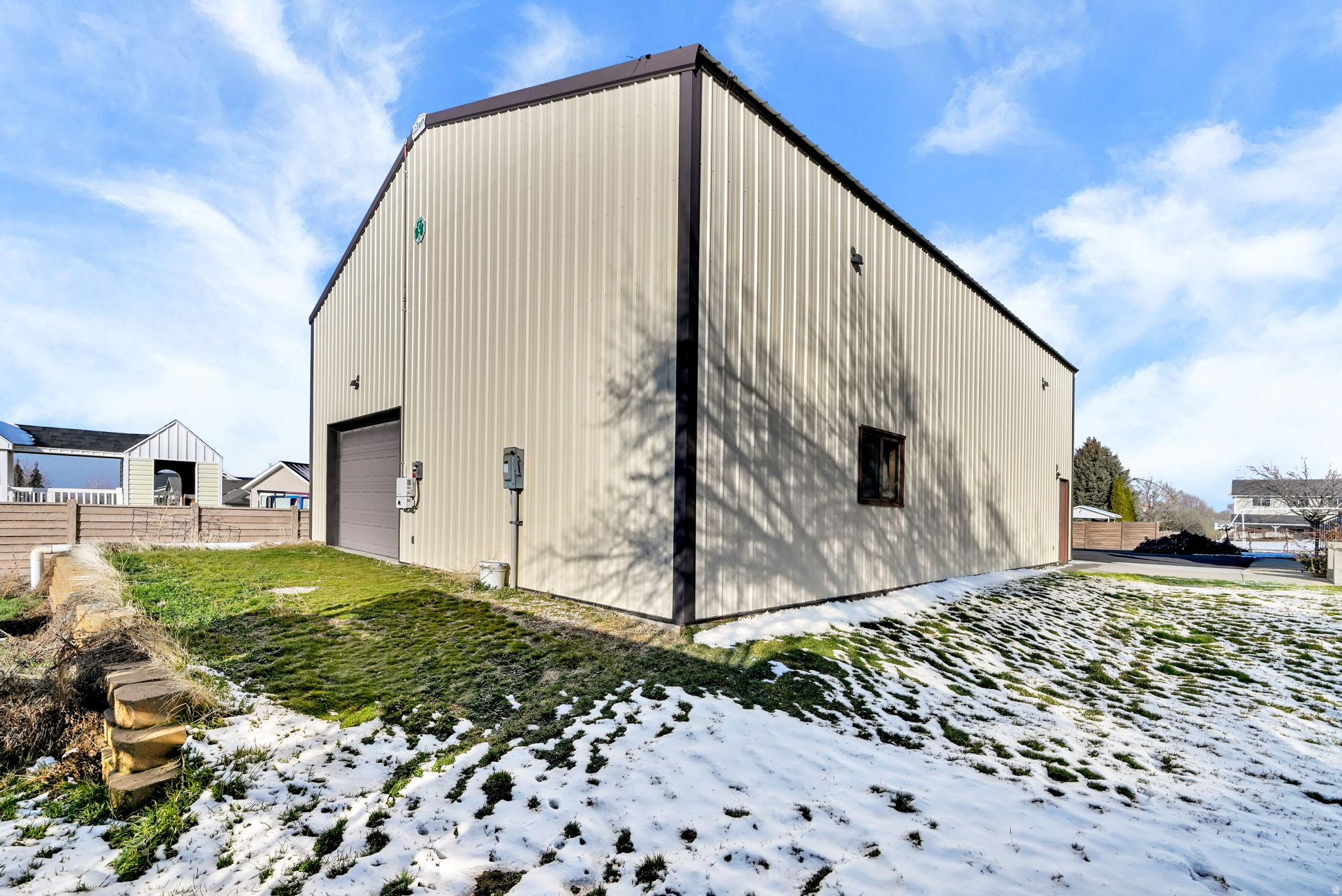 main property photo 41