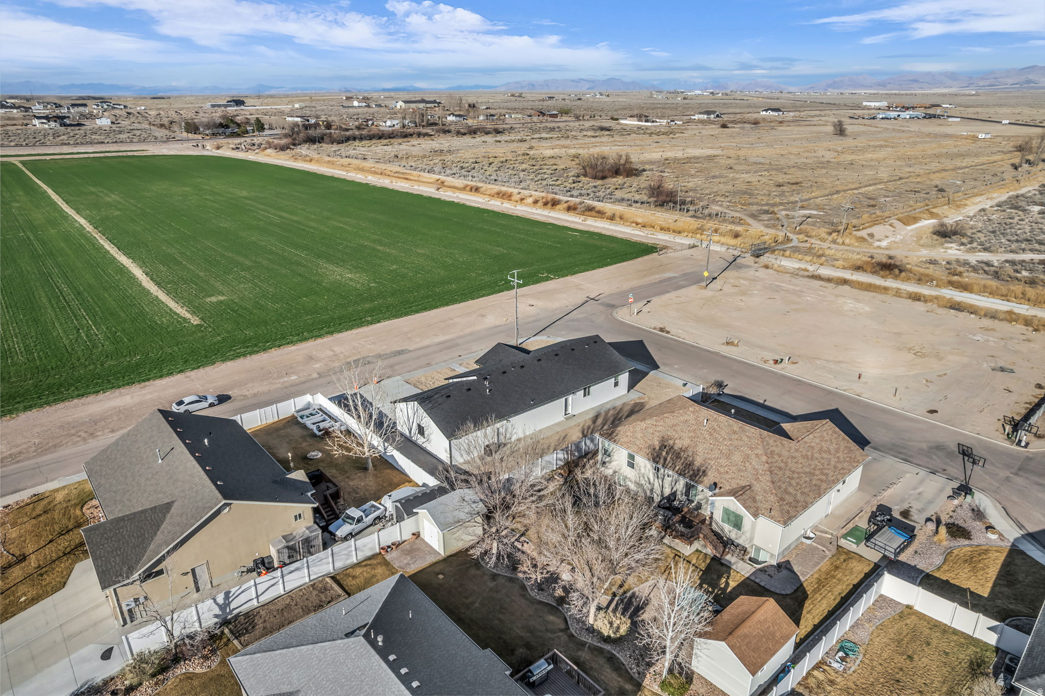 main property photo 42