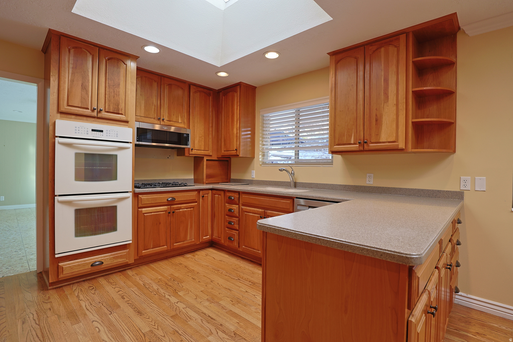 main property photo 8