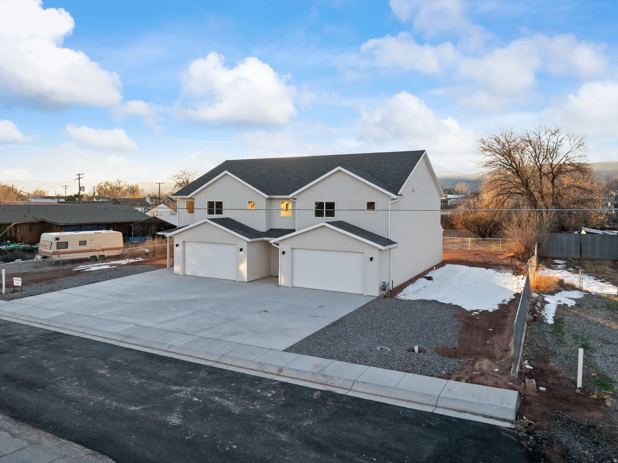 main property photo 59