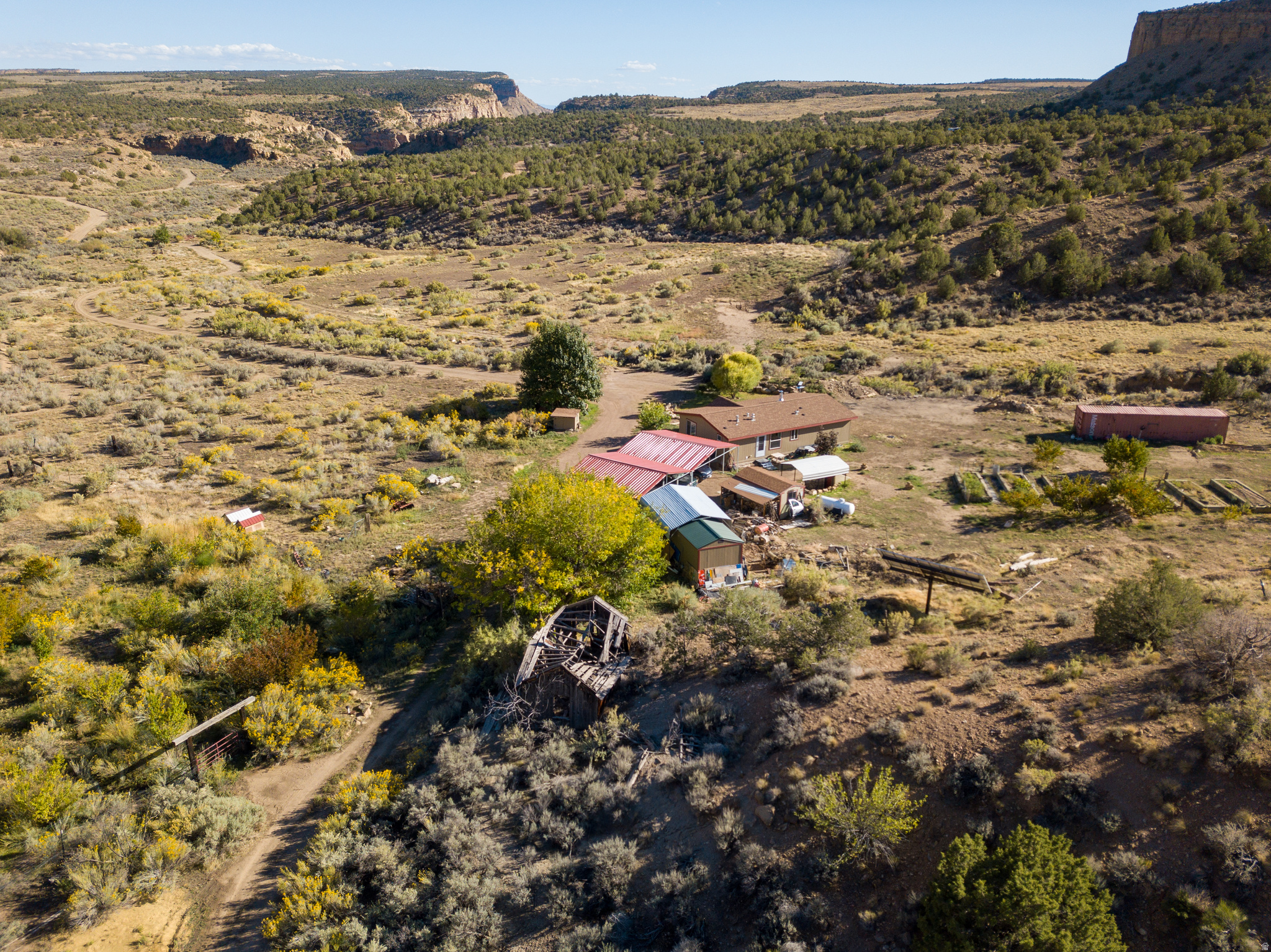 main property photo 10
