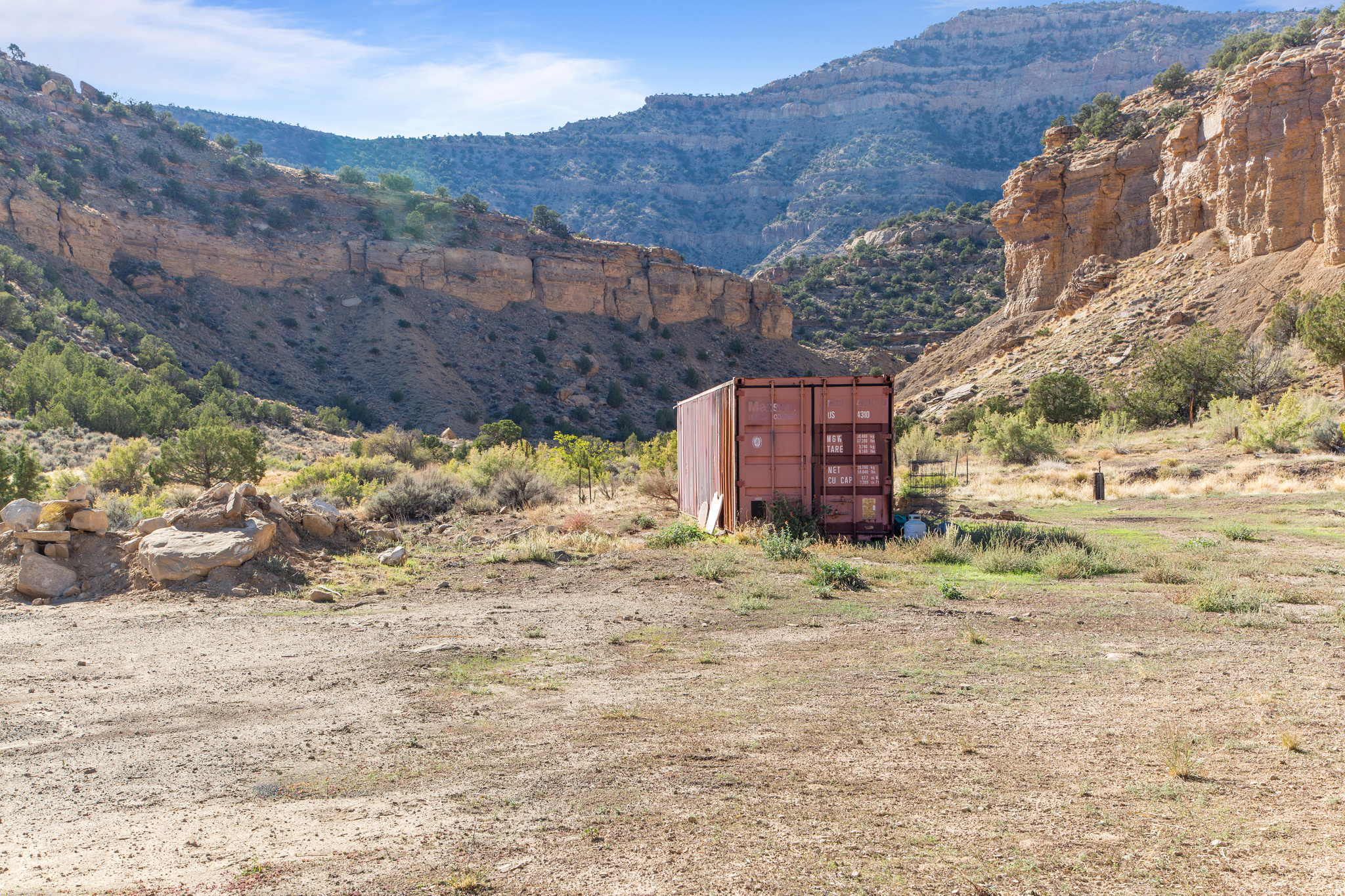 main property photo 18