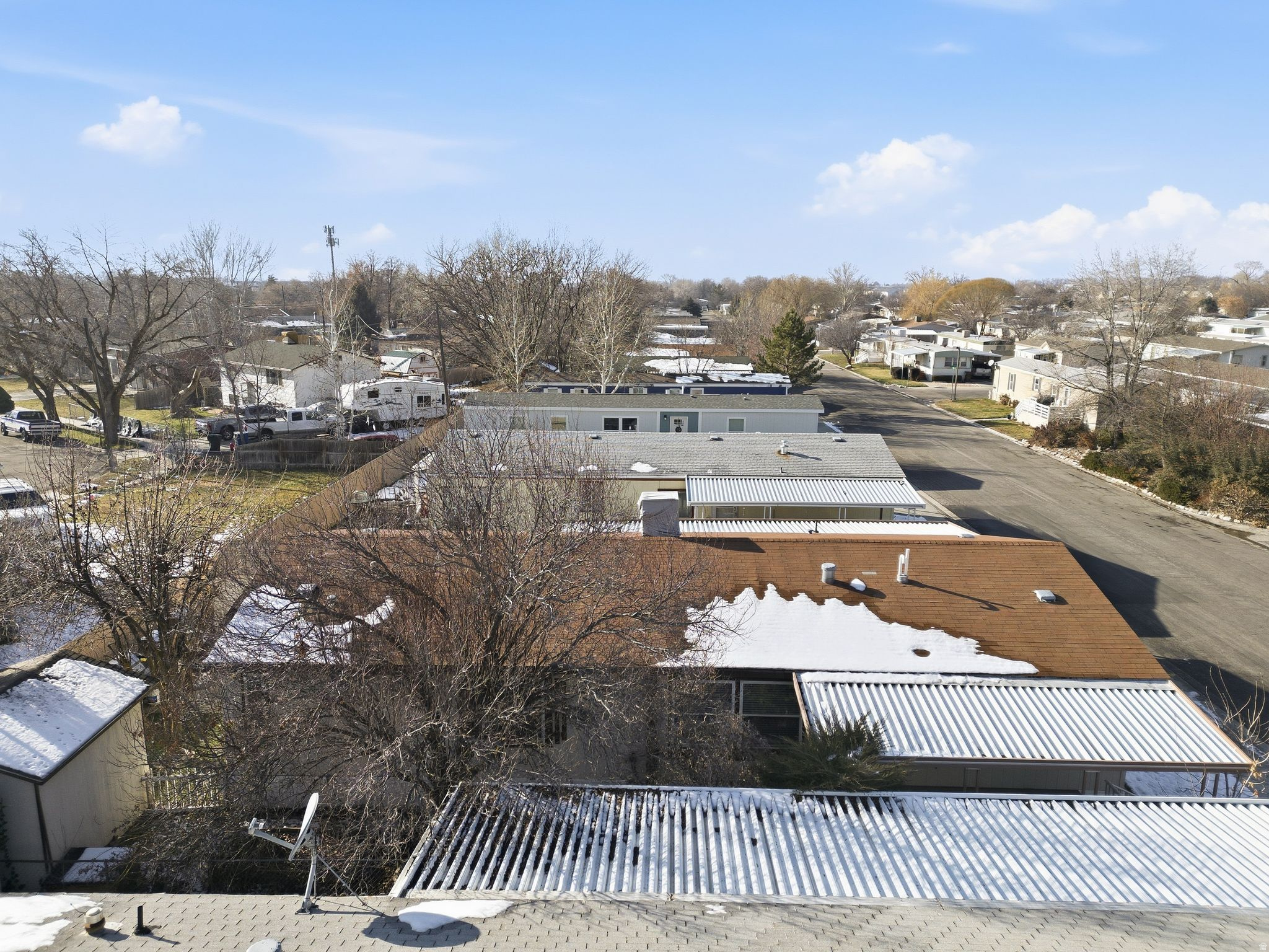 main property photo 44