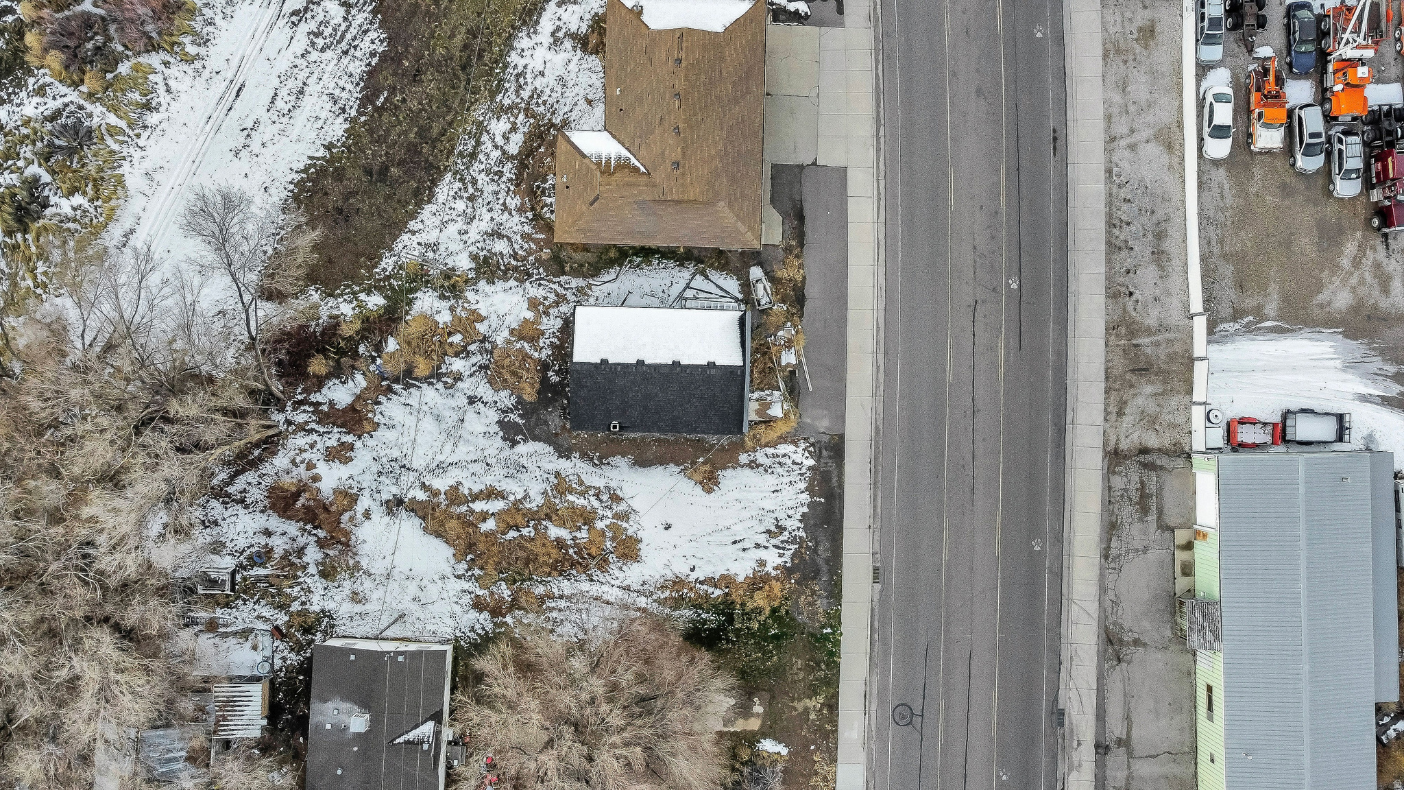 main property photo 11