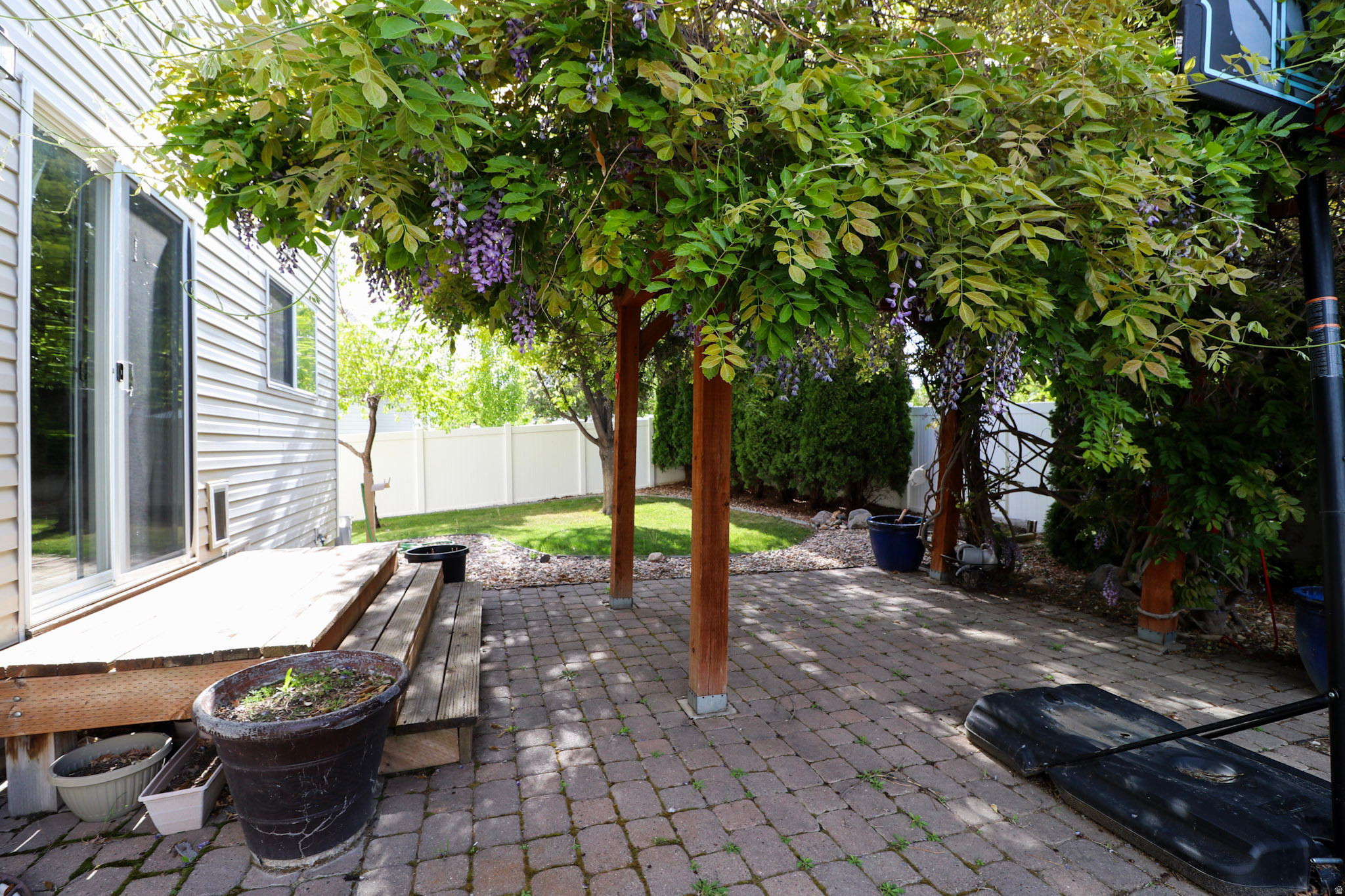 main property photo 15