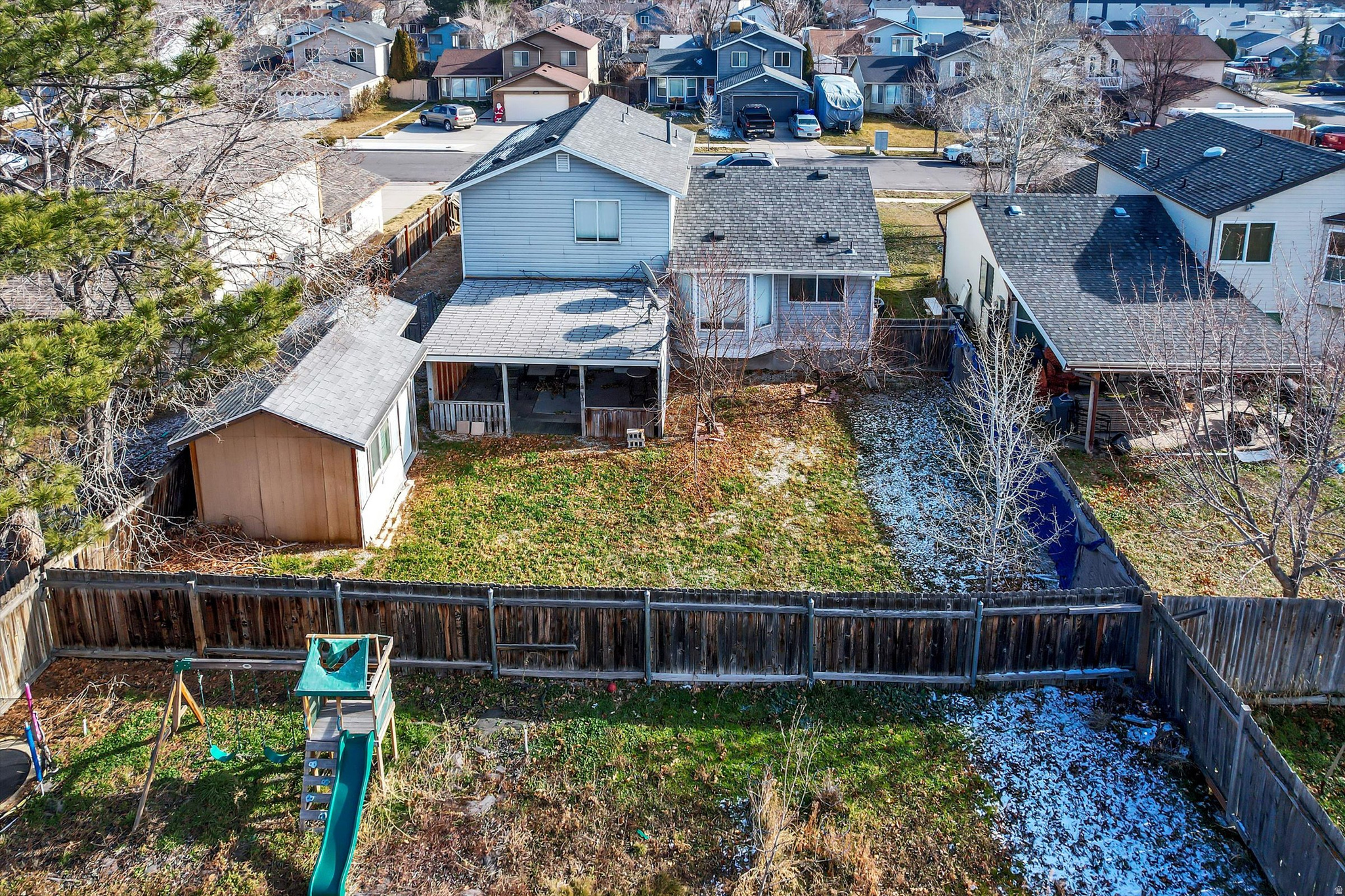 main property photo 30