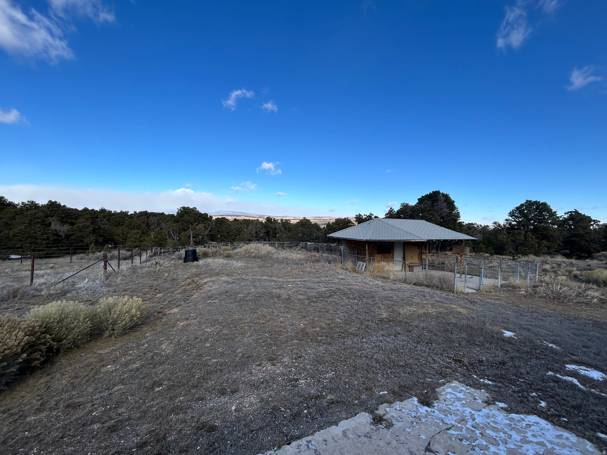 main property photo 31