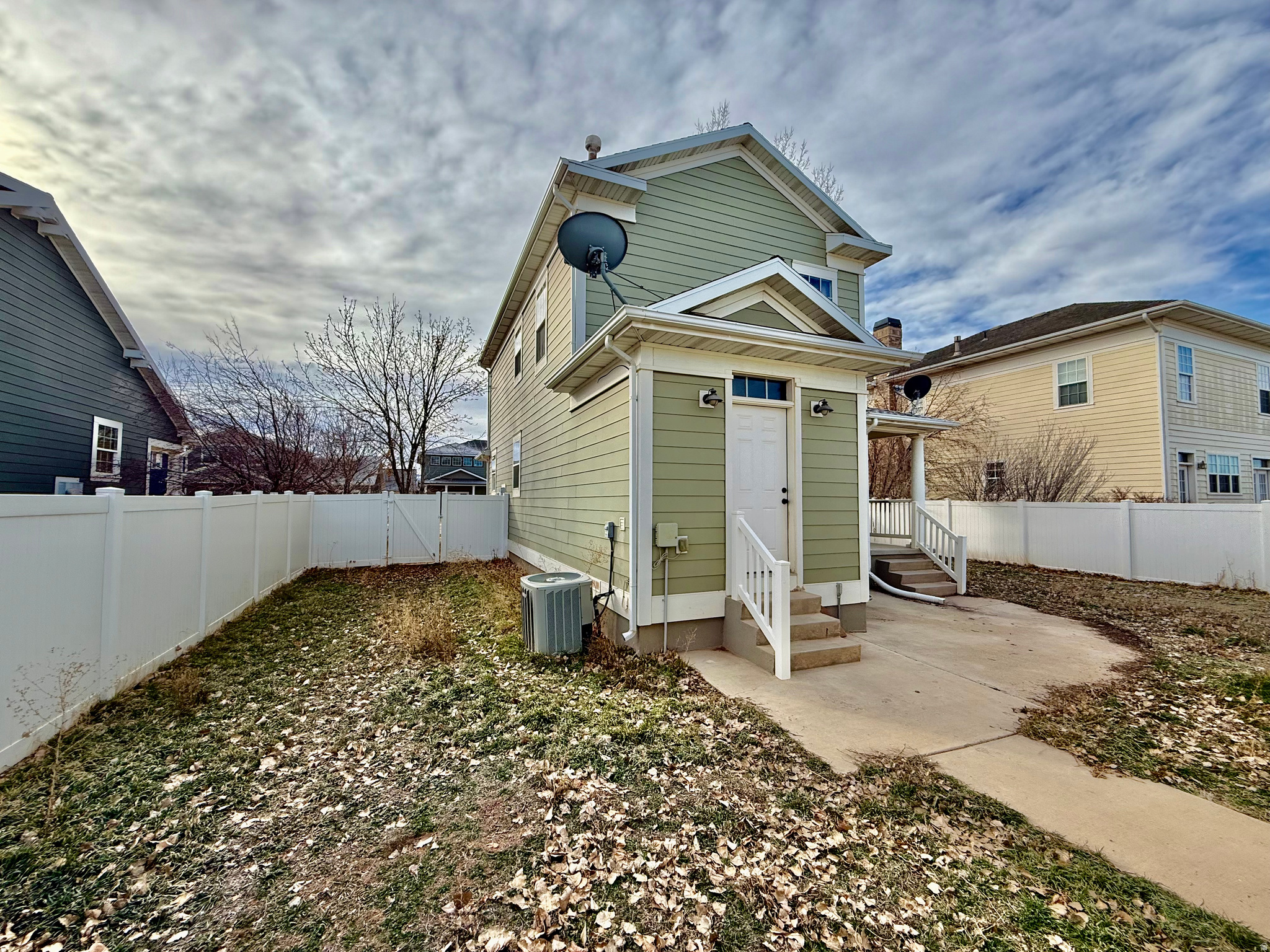 main property photo 26