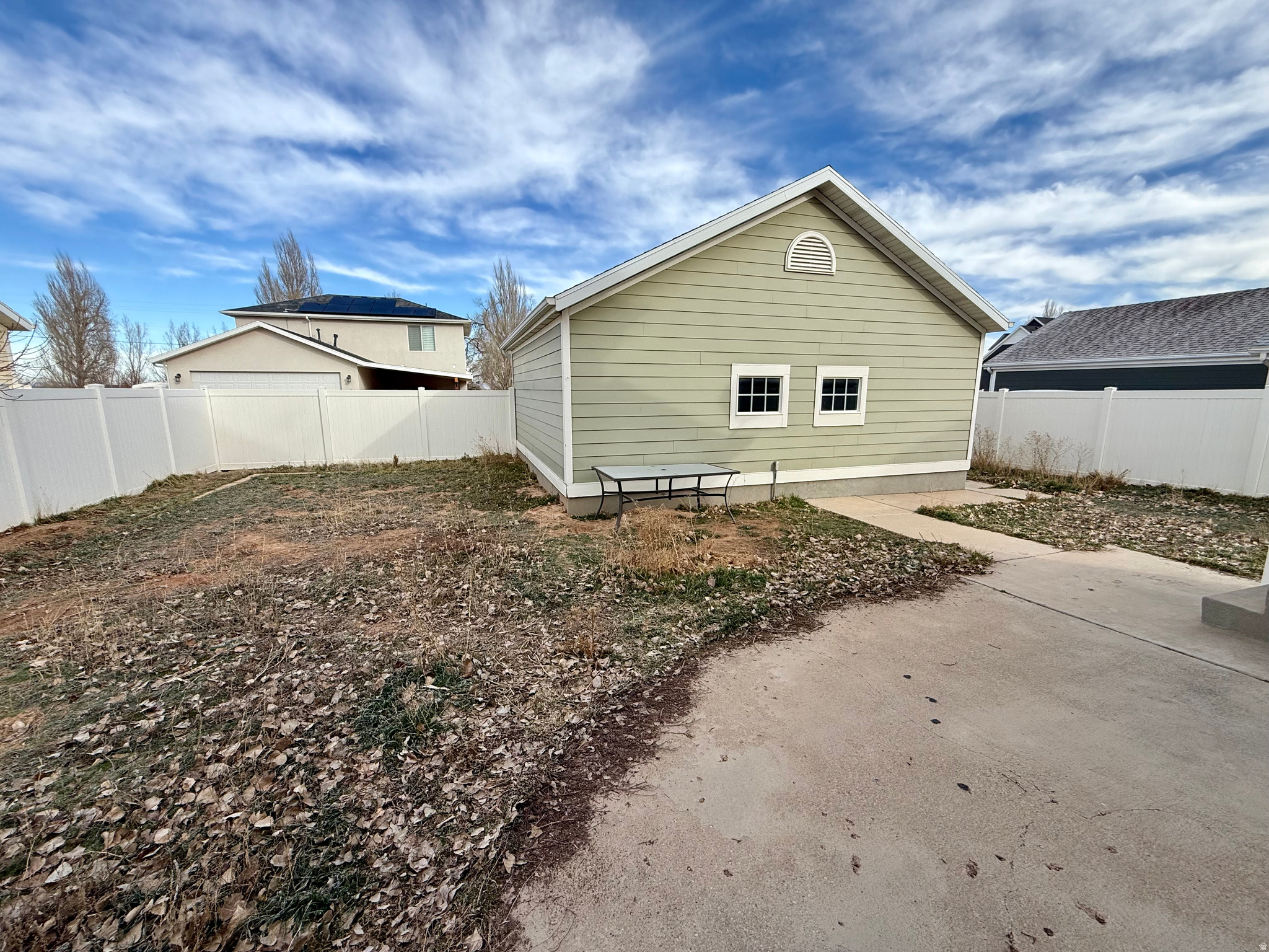 main property photo 27