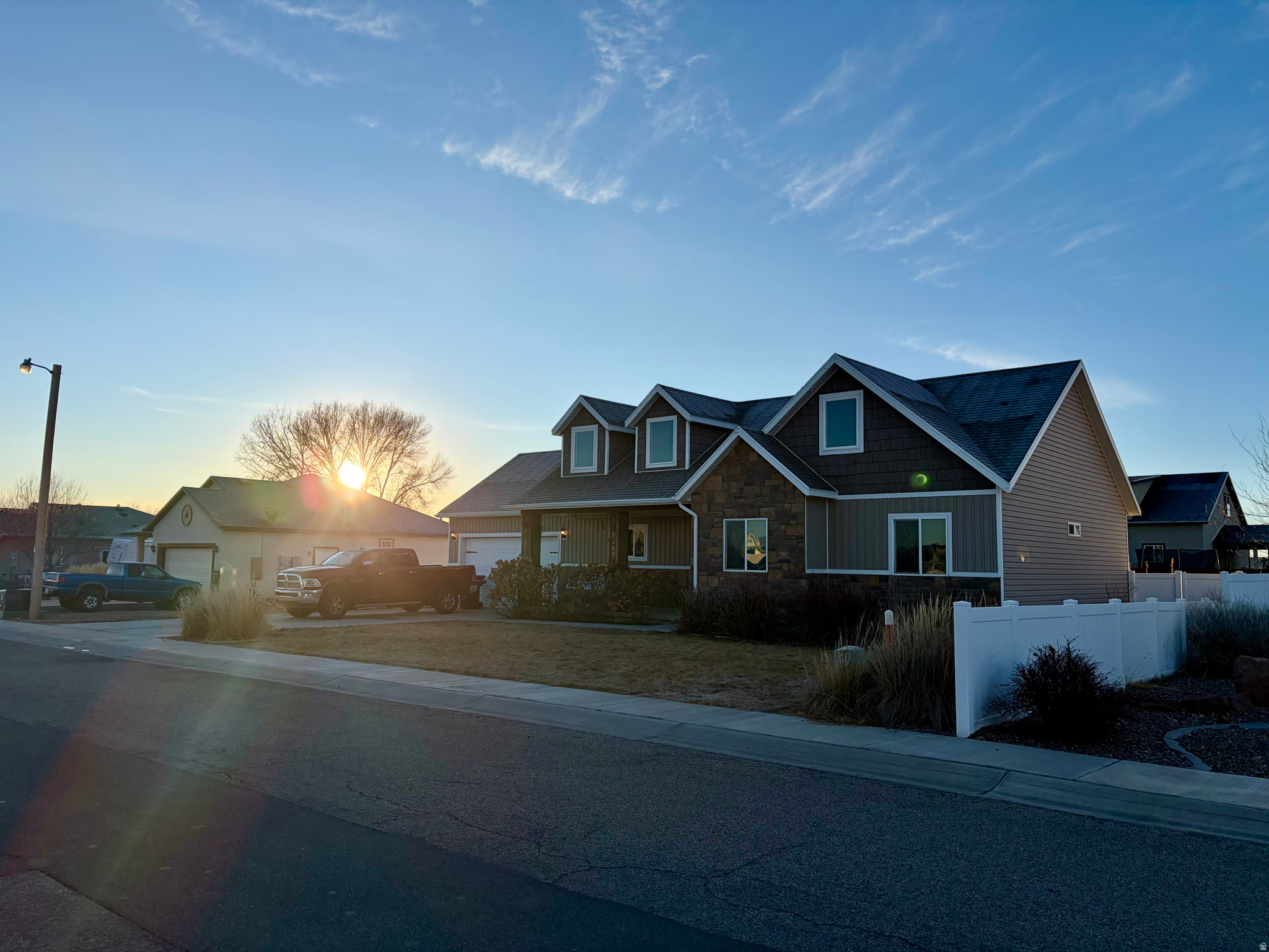 main property photo 45