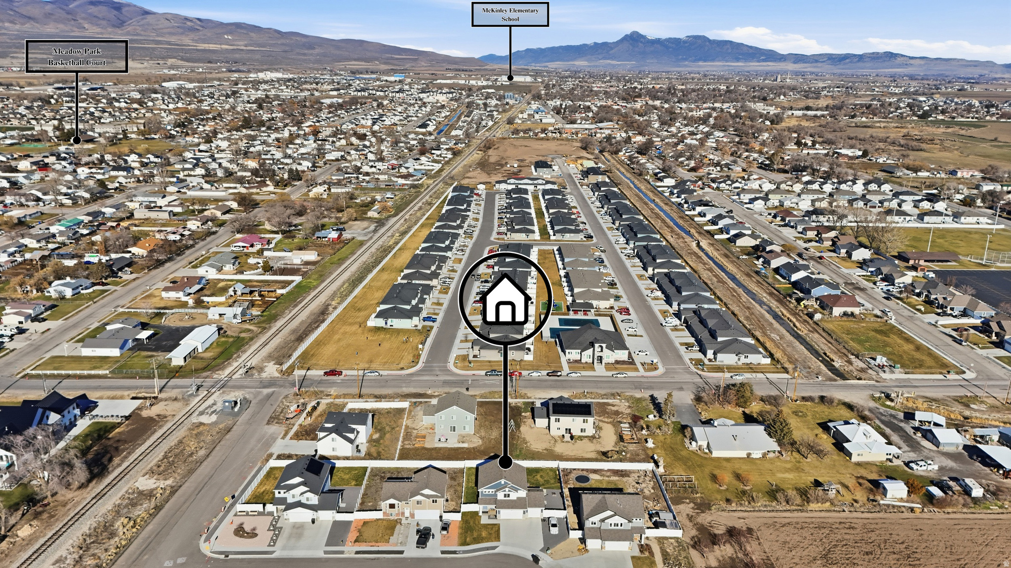 main property photo 30
