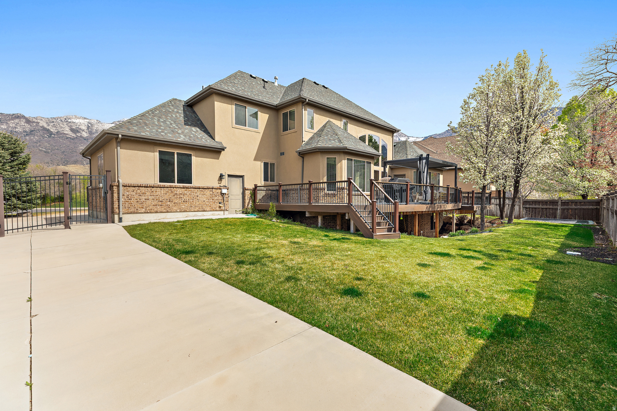 main property photo 47