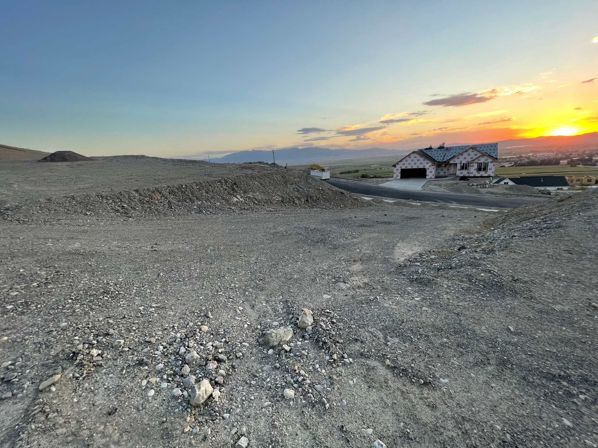 main property photo 6