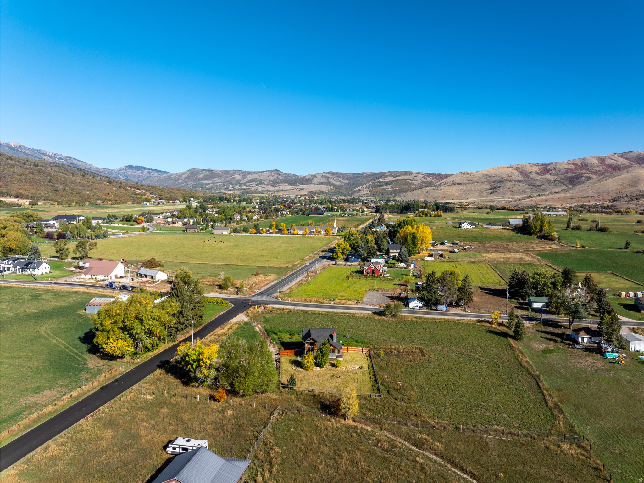 main property photo 39