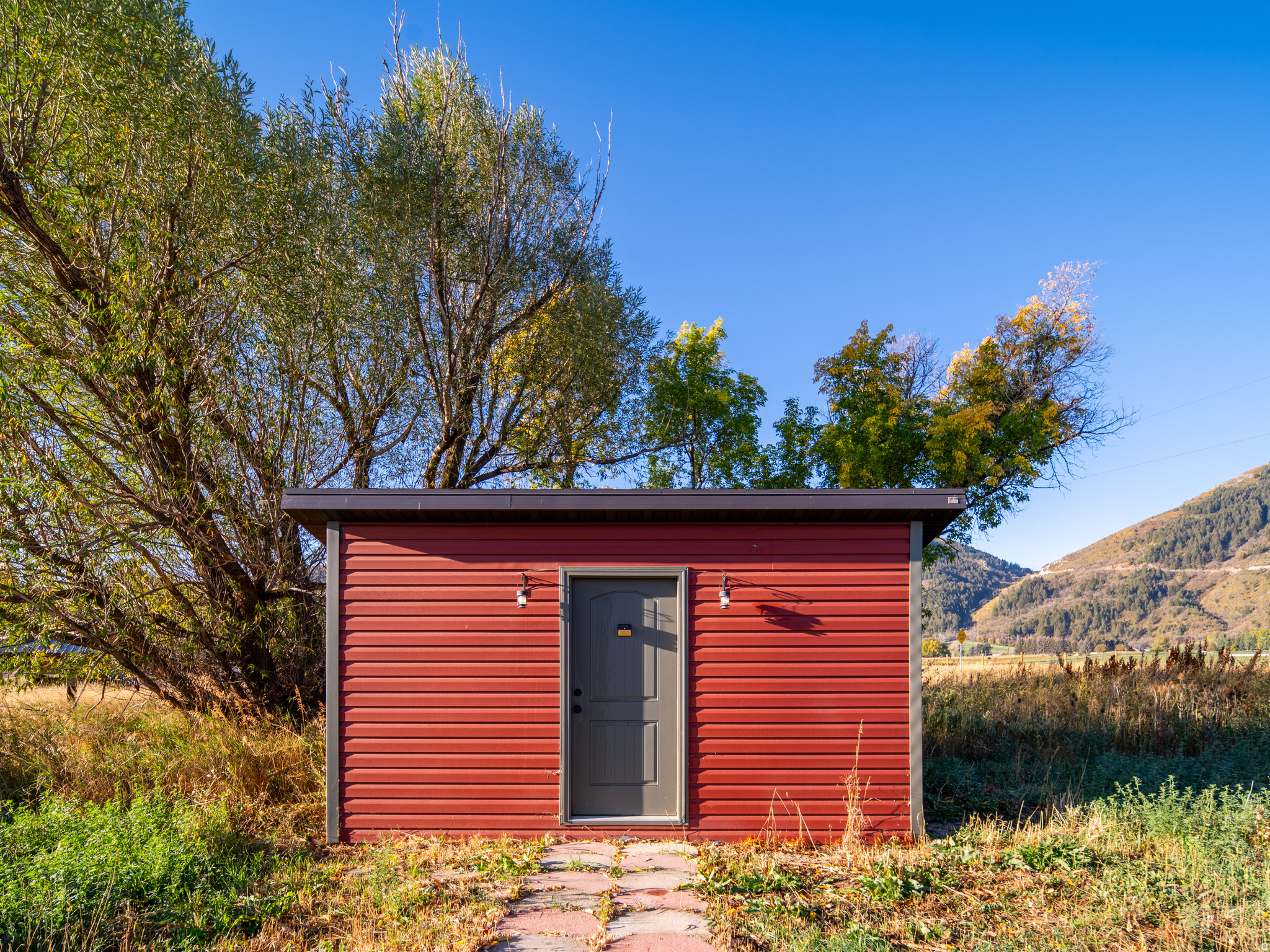 main property photo 44