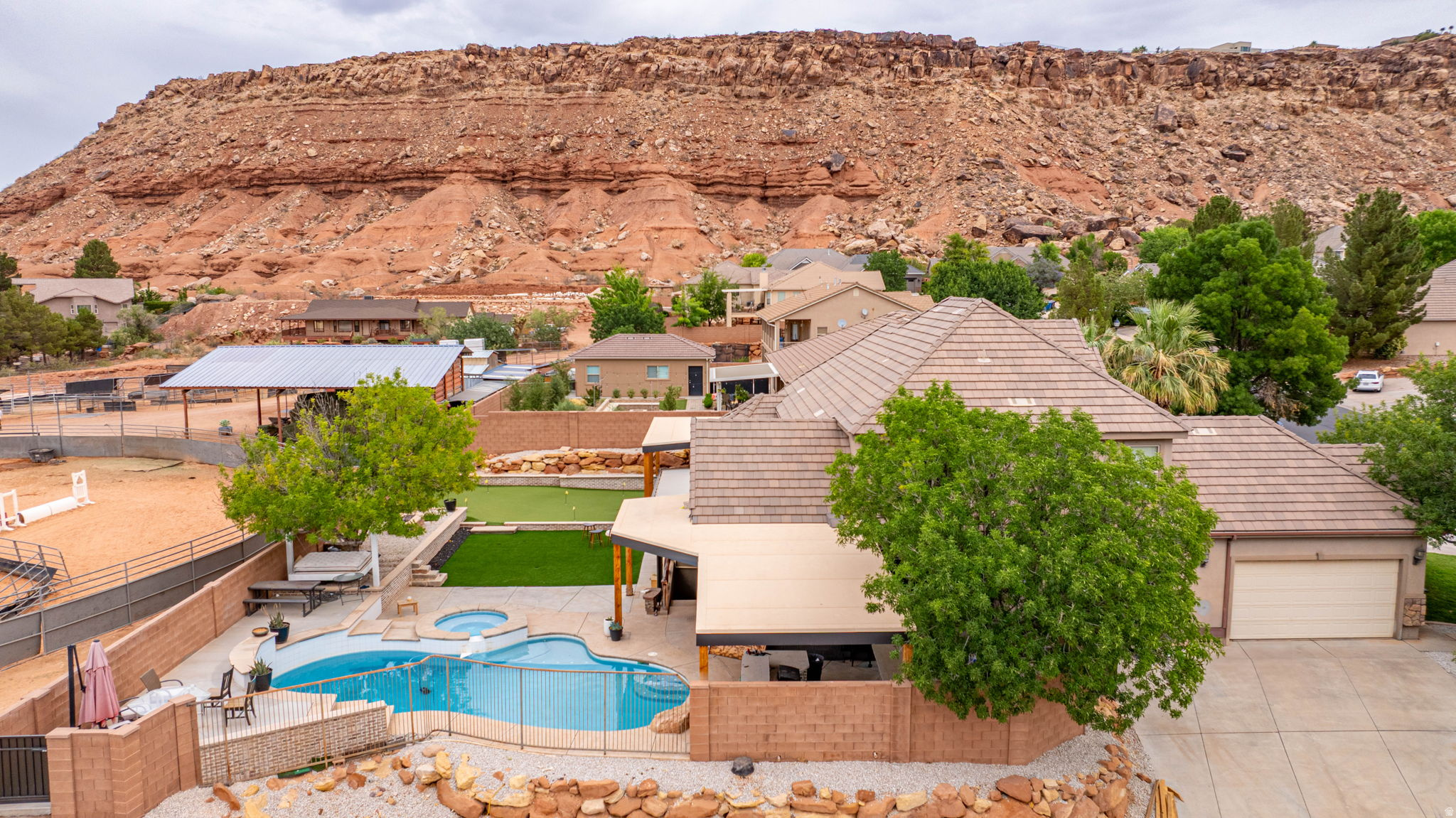 main property photo 43