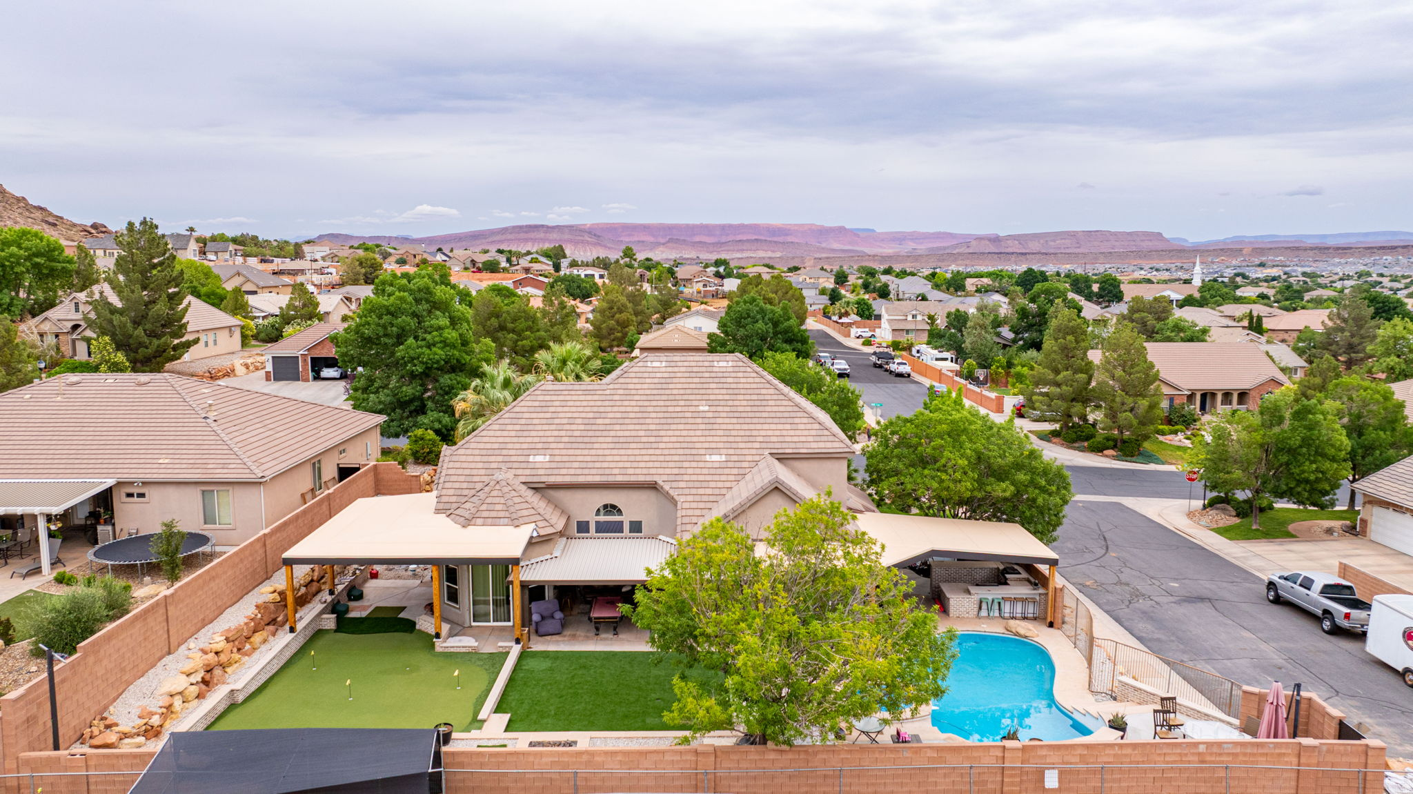 main property photo 46