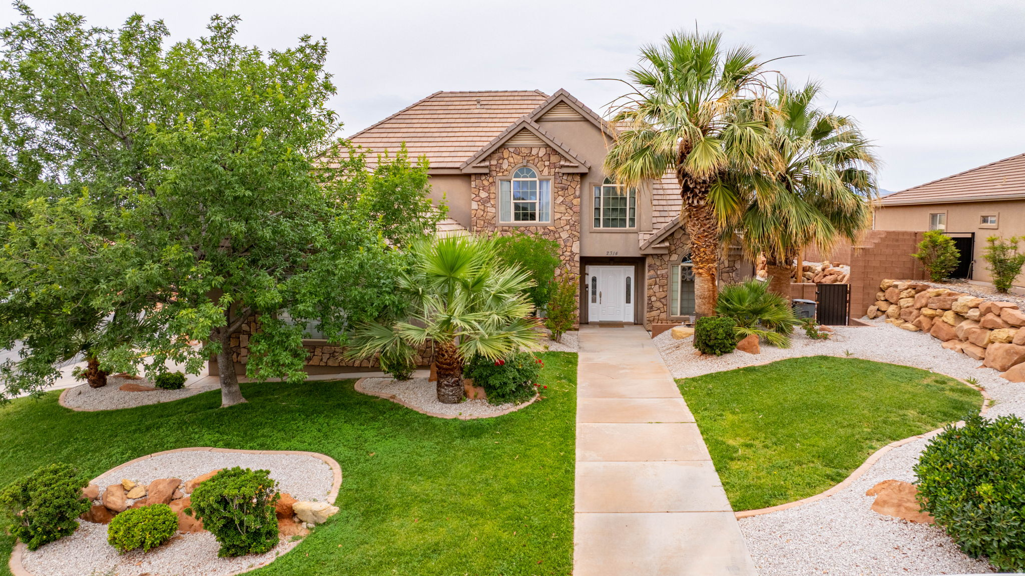 main property photo 50