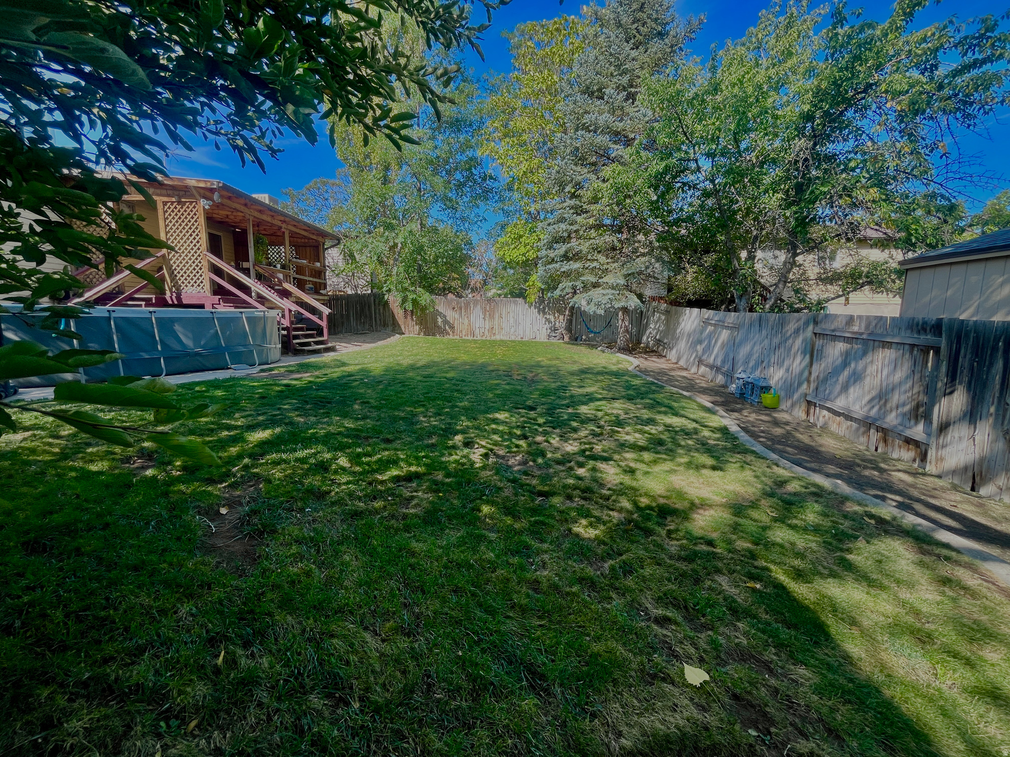 main property photo 15