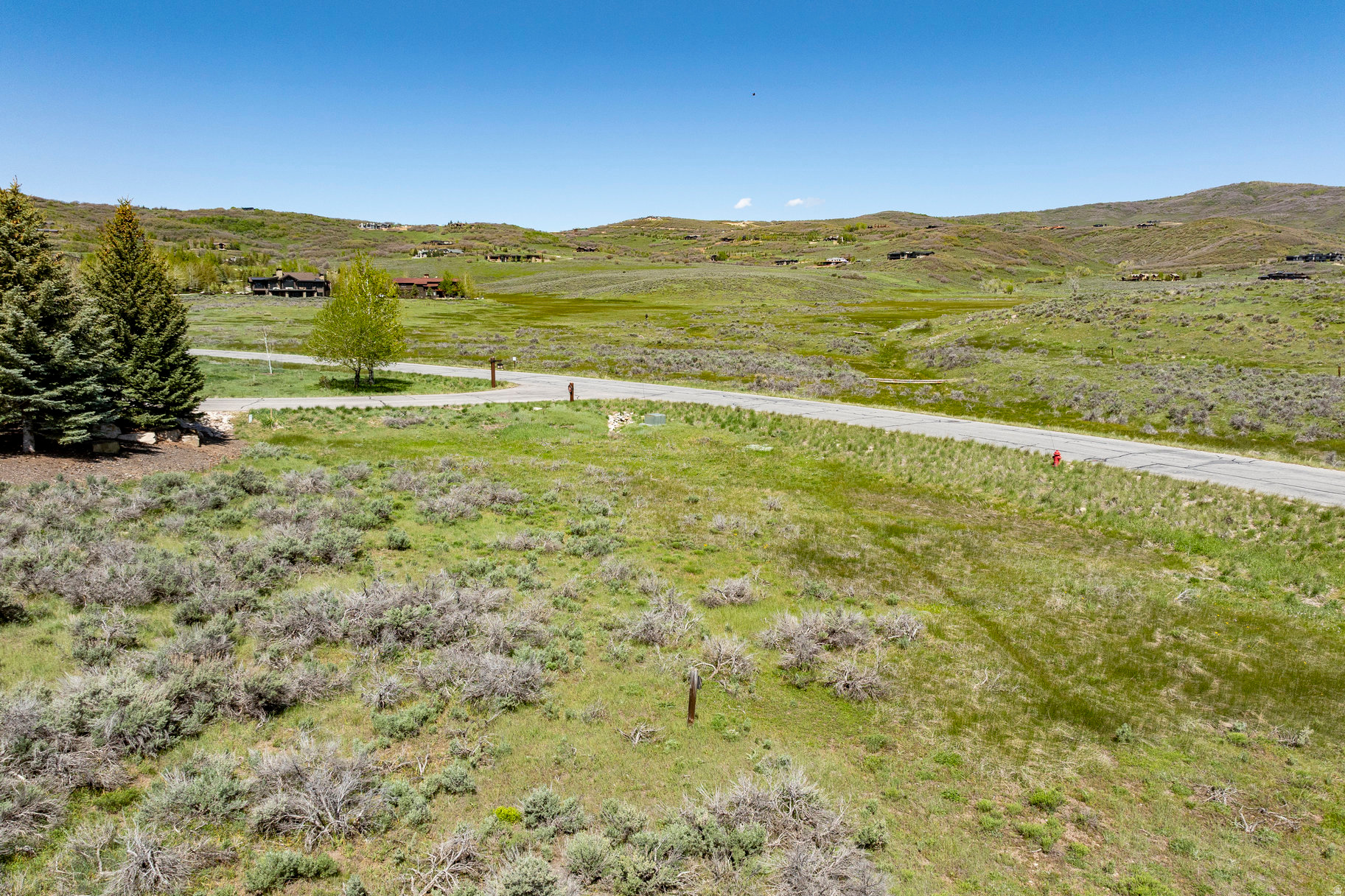 main property photo 19