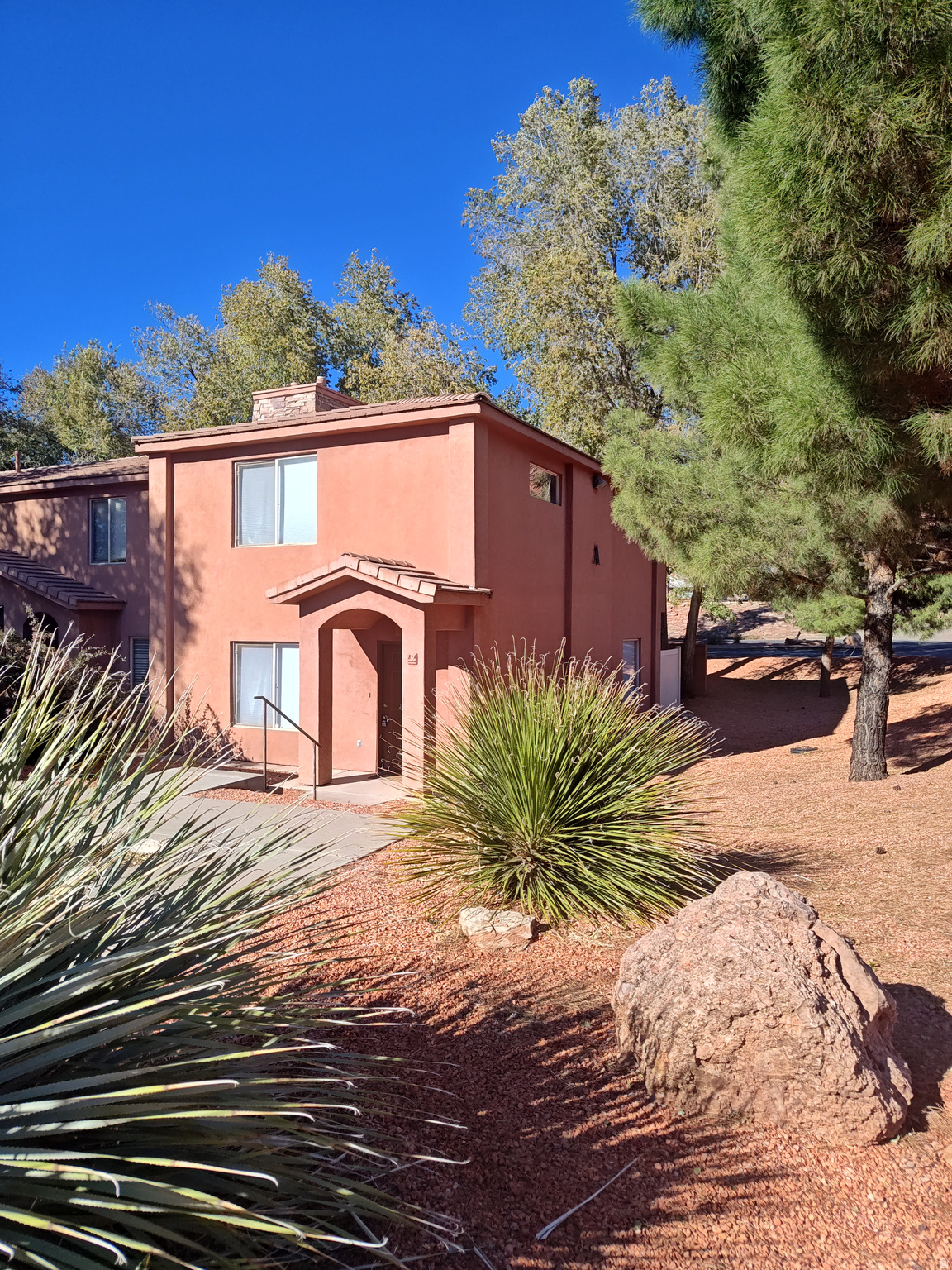main property photo 30