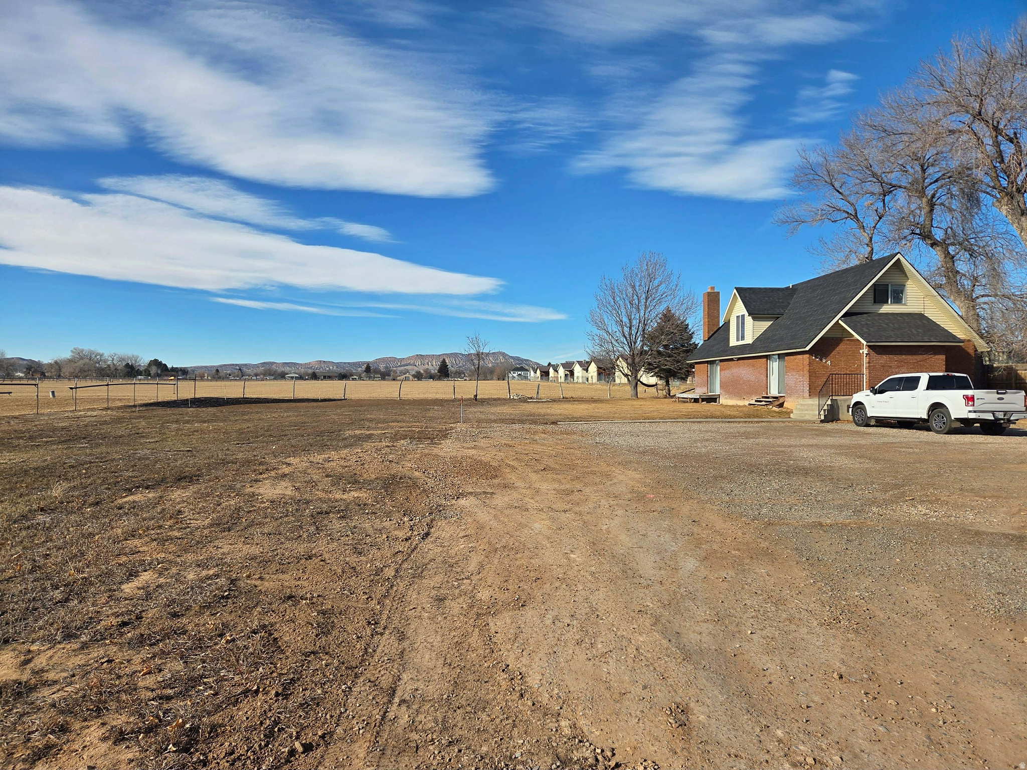 main property photo 6