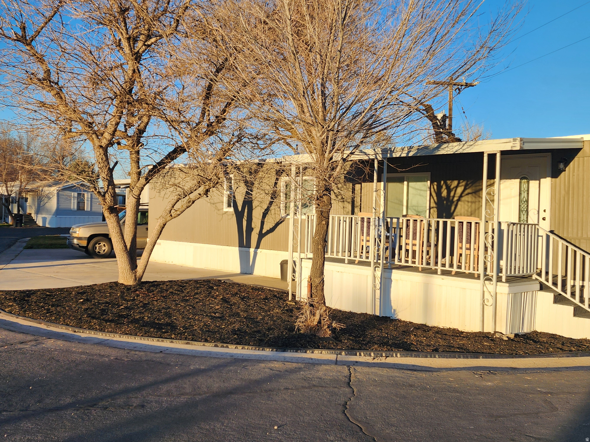 main property photo 13