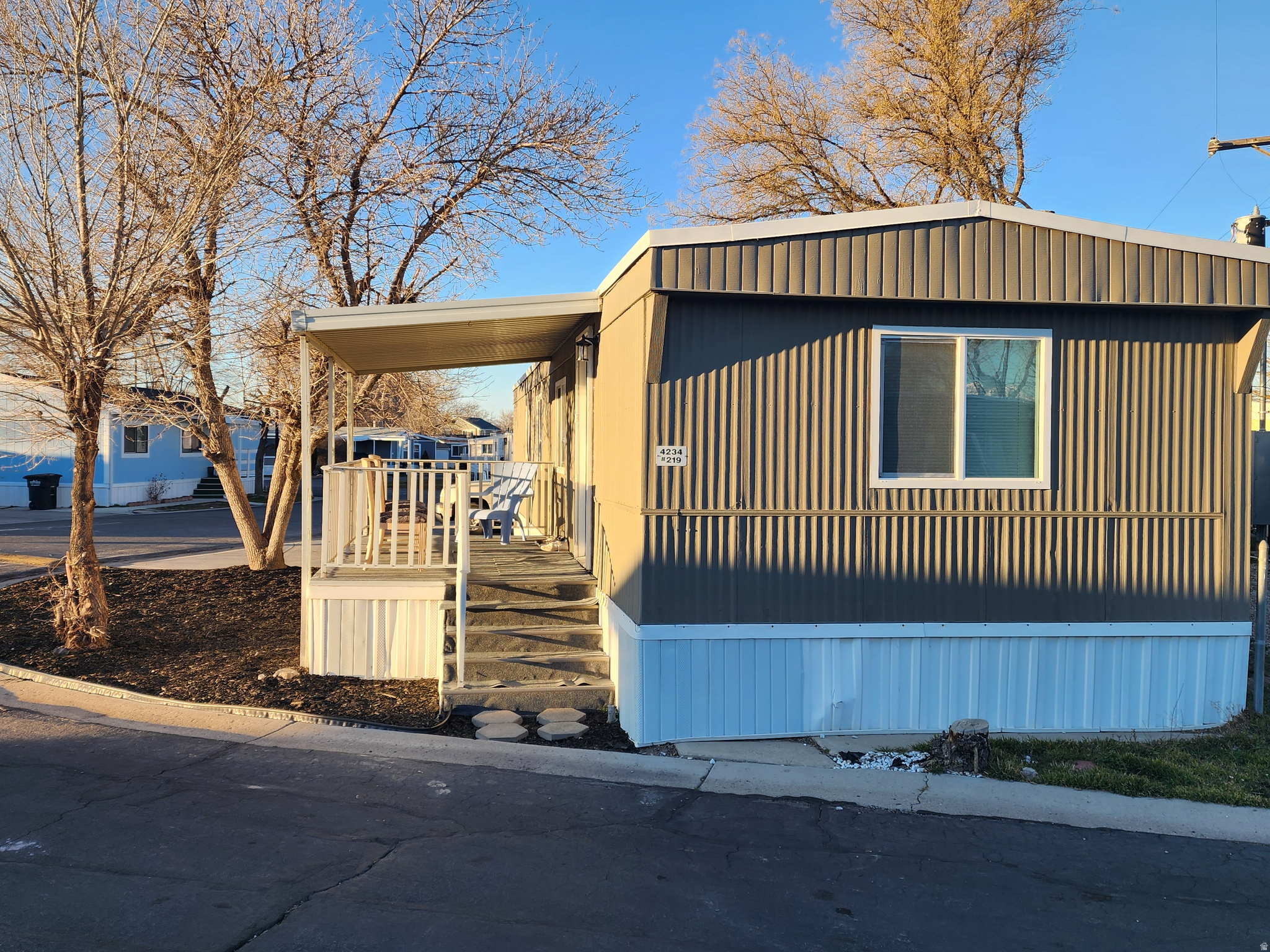 main property photo 9