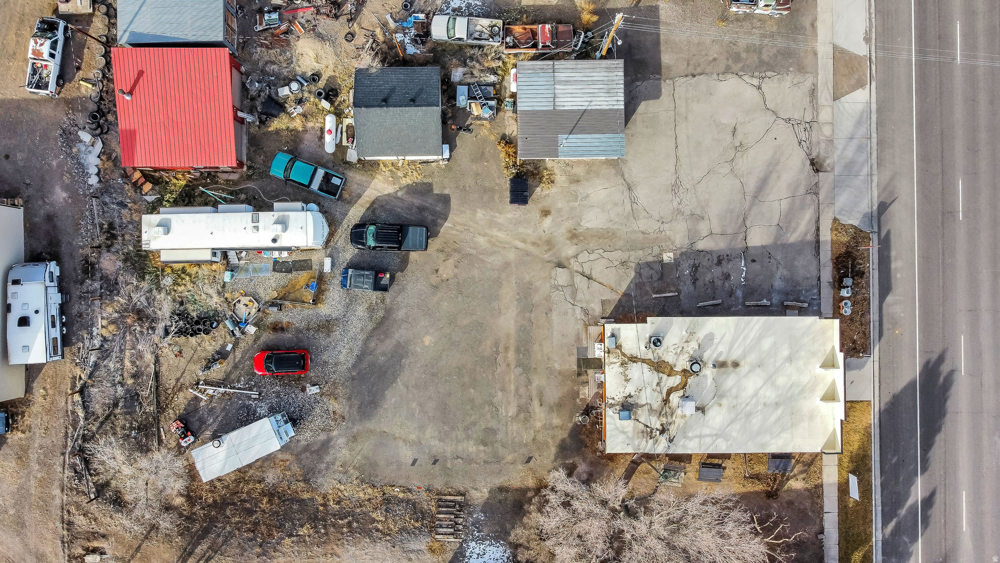 main property photo 37