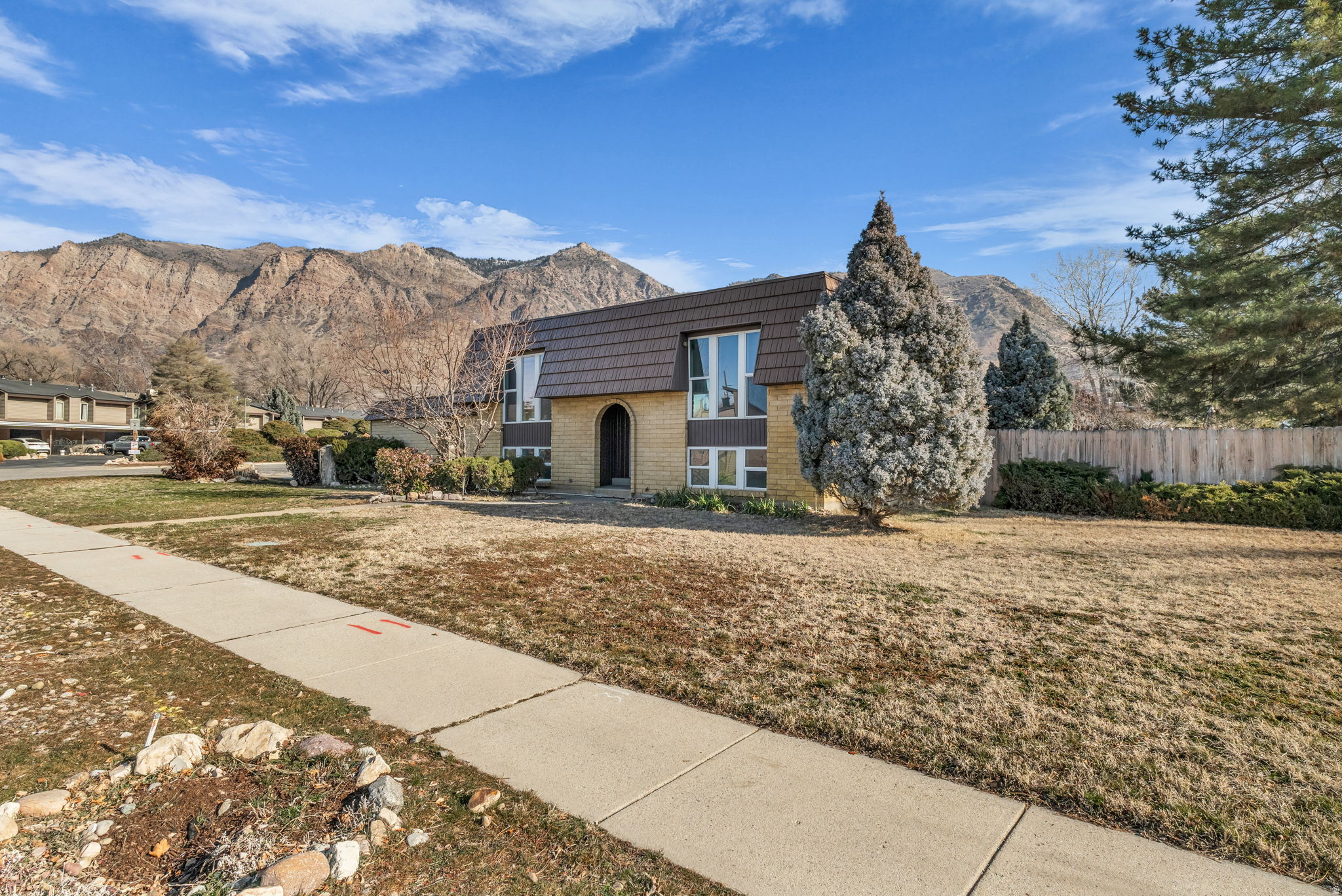 main property photo 19