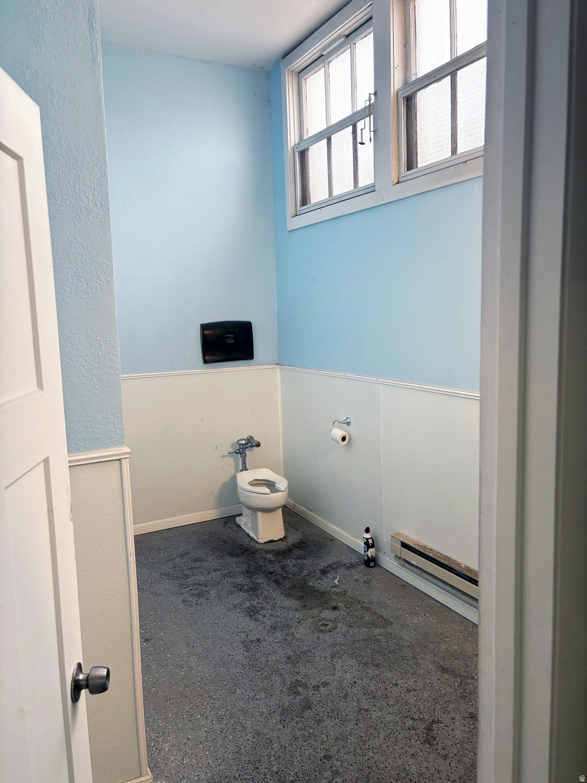 main property photo 11
