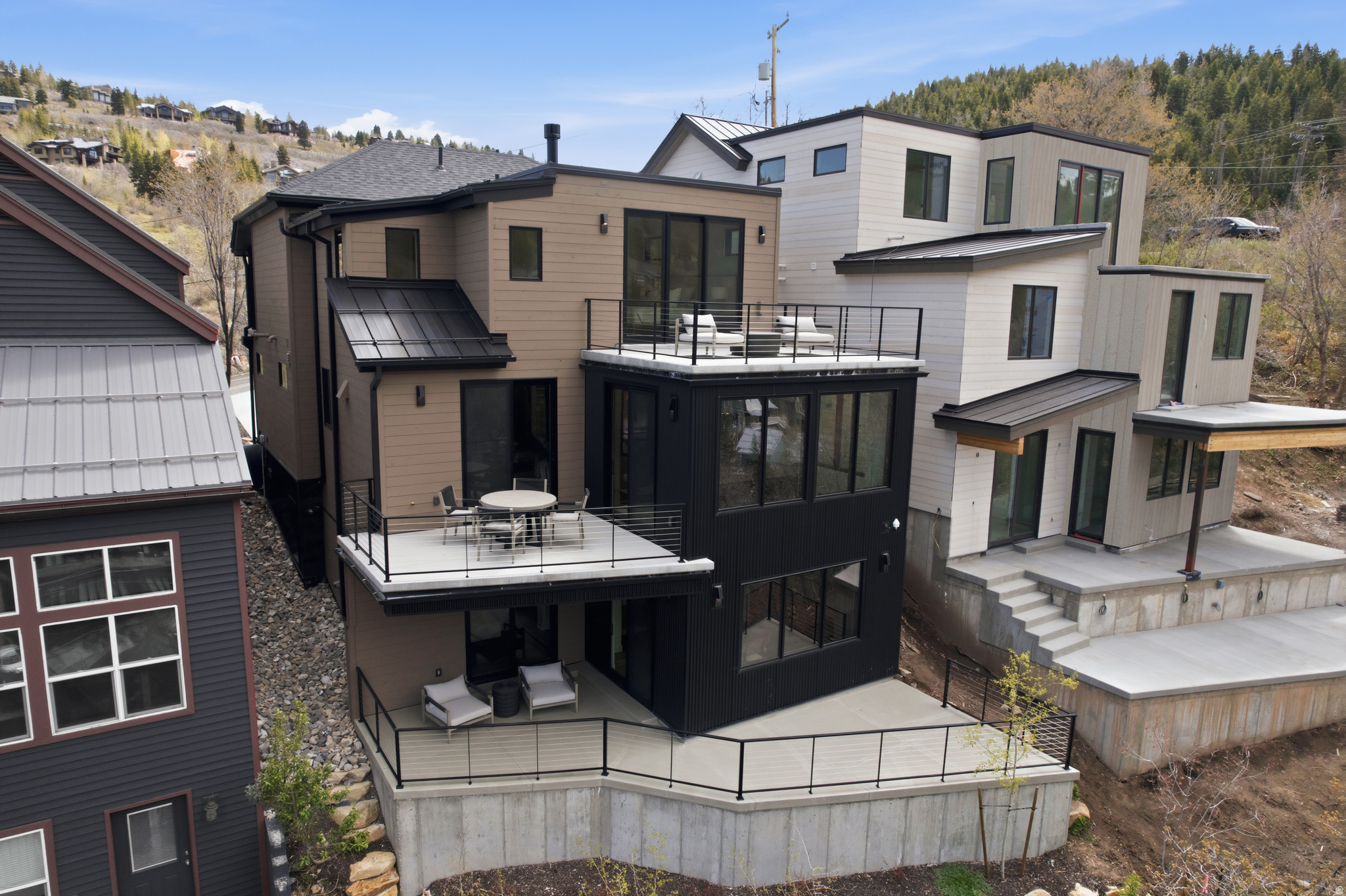 main property photo 61