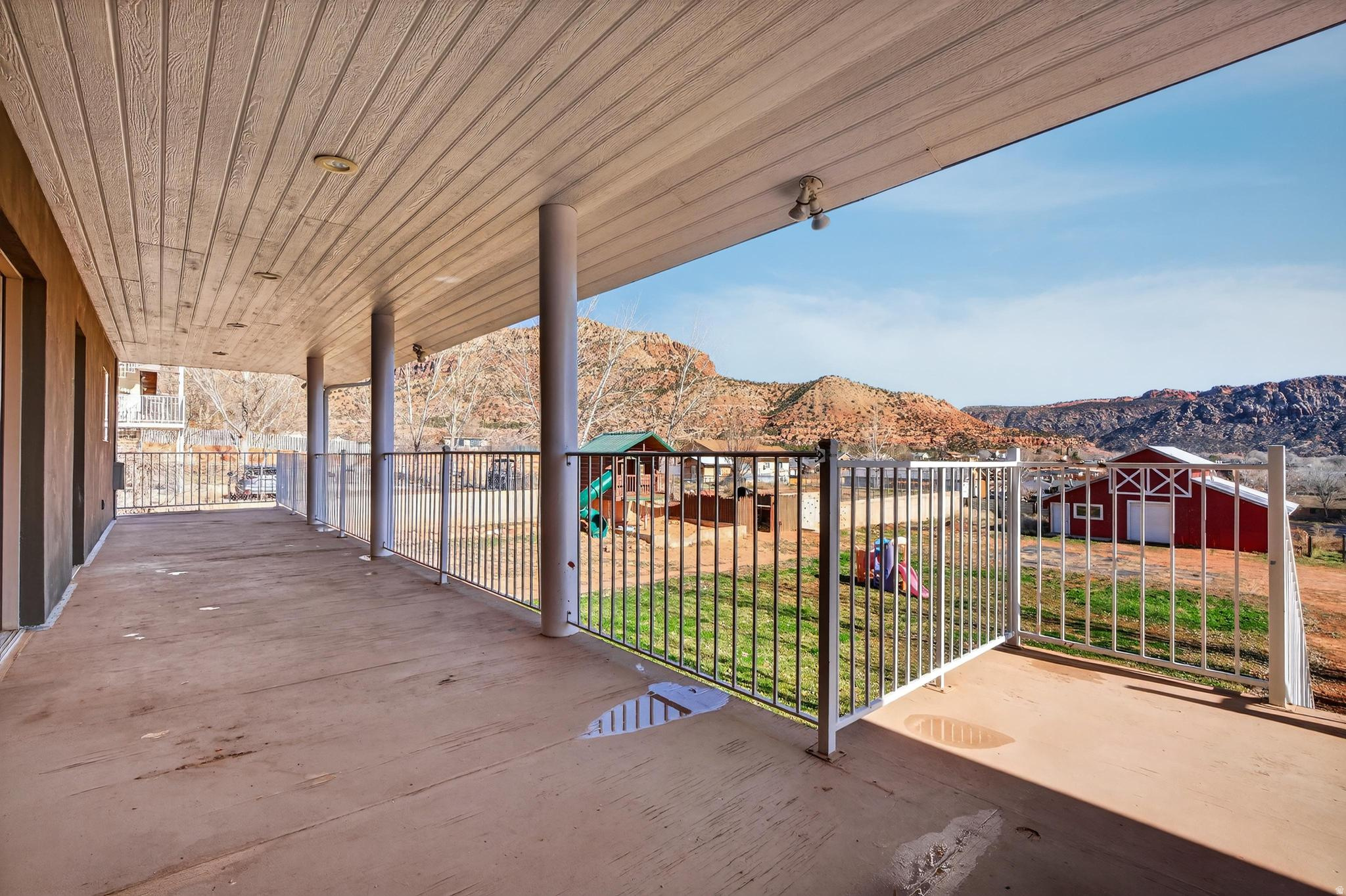 main property photo 15