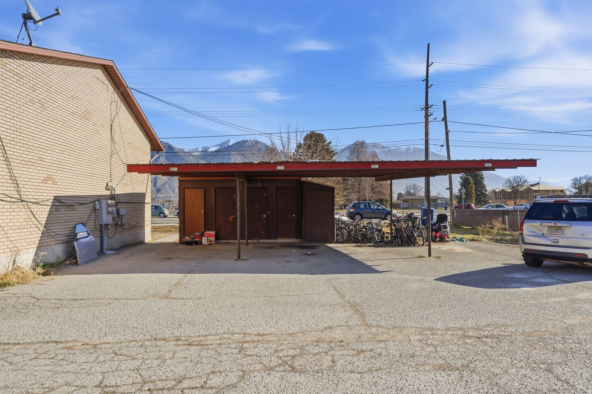 main property photo 22