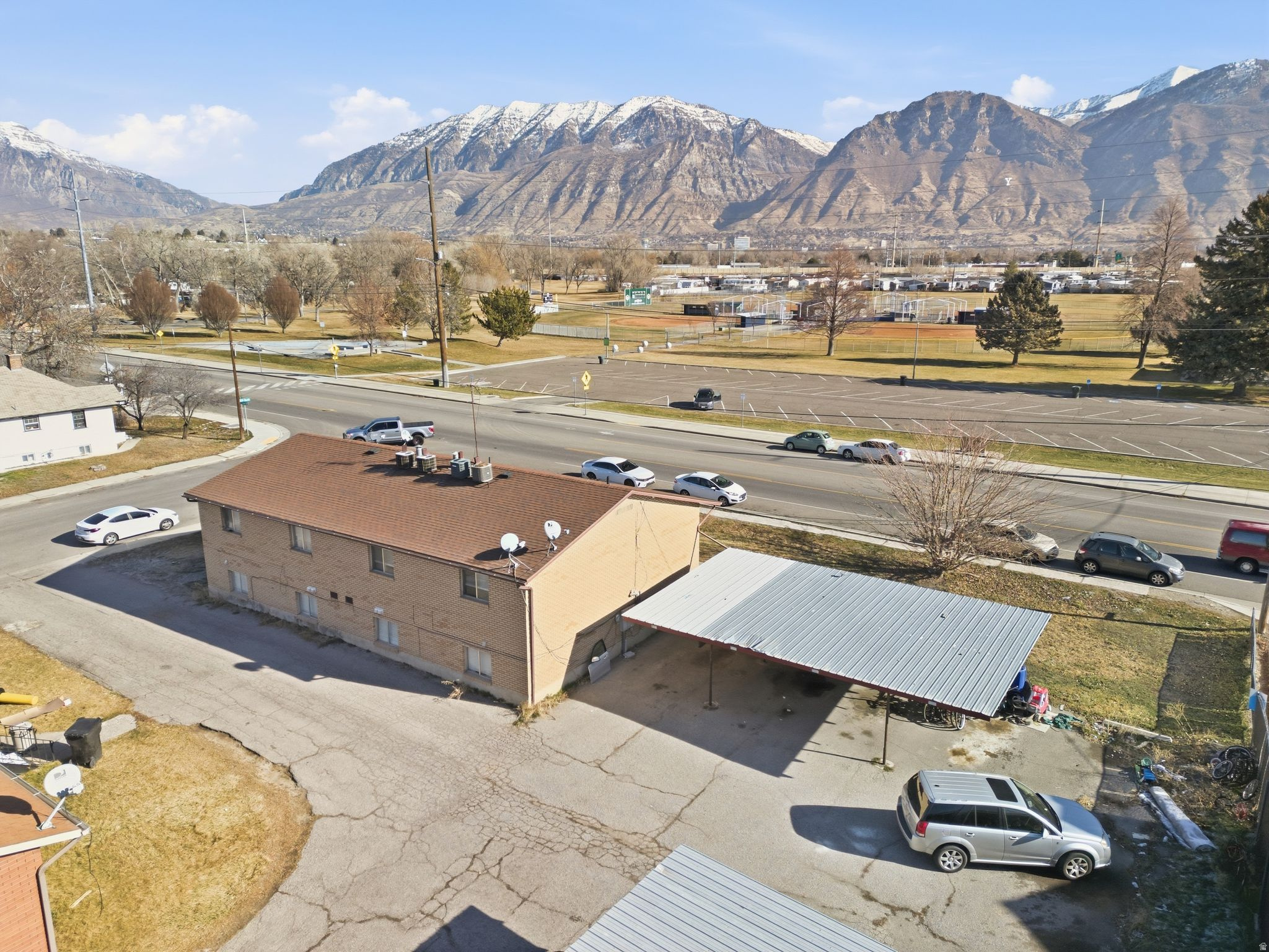 main property photo 25