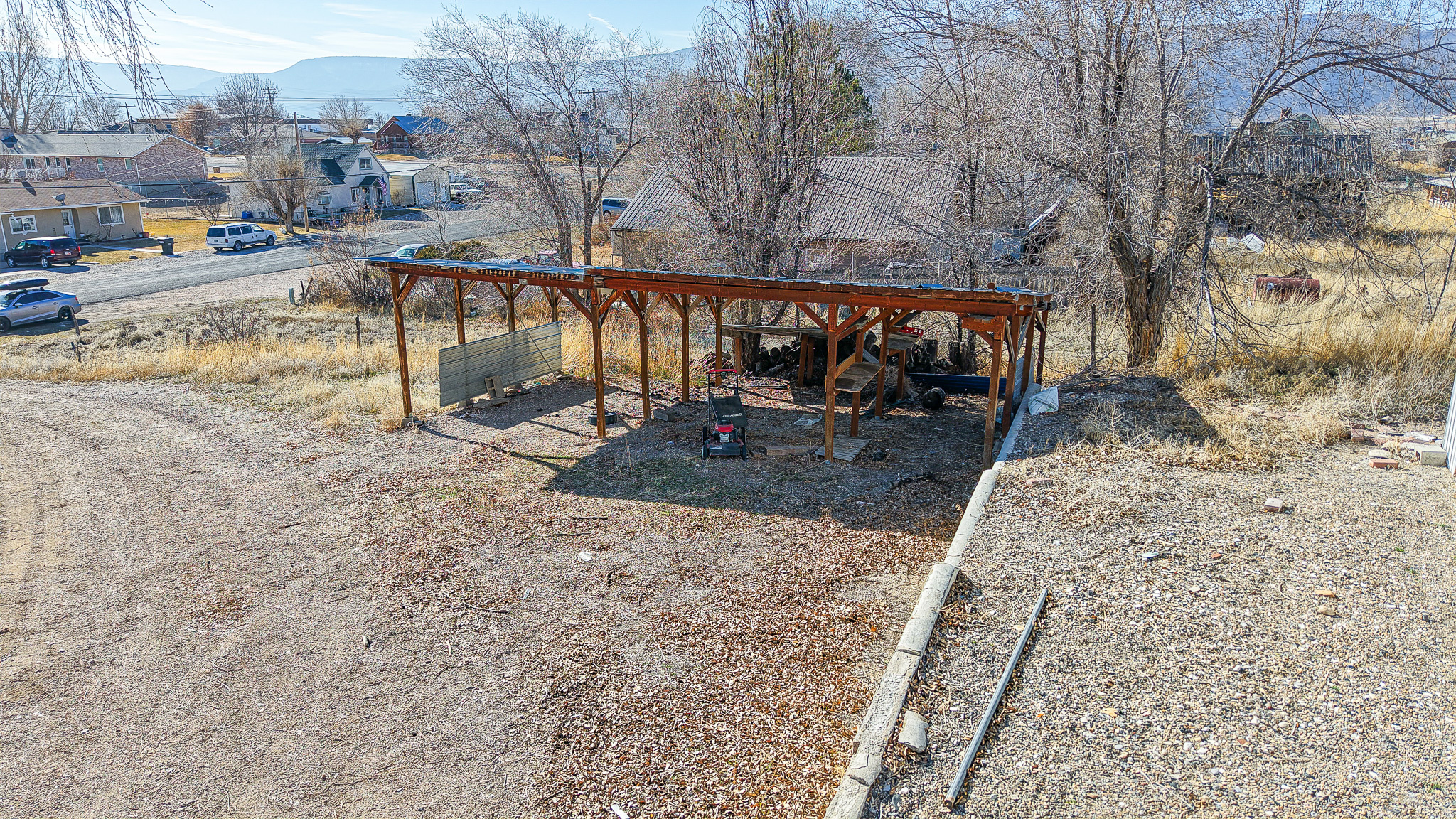 main property photo 27