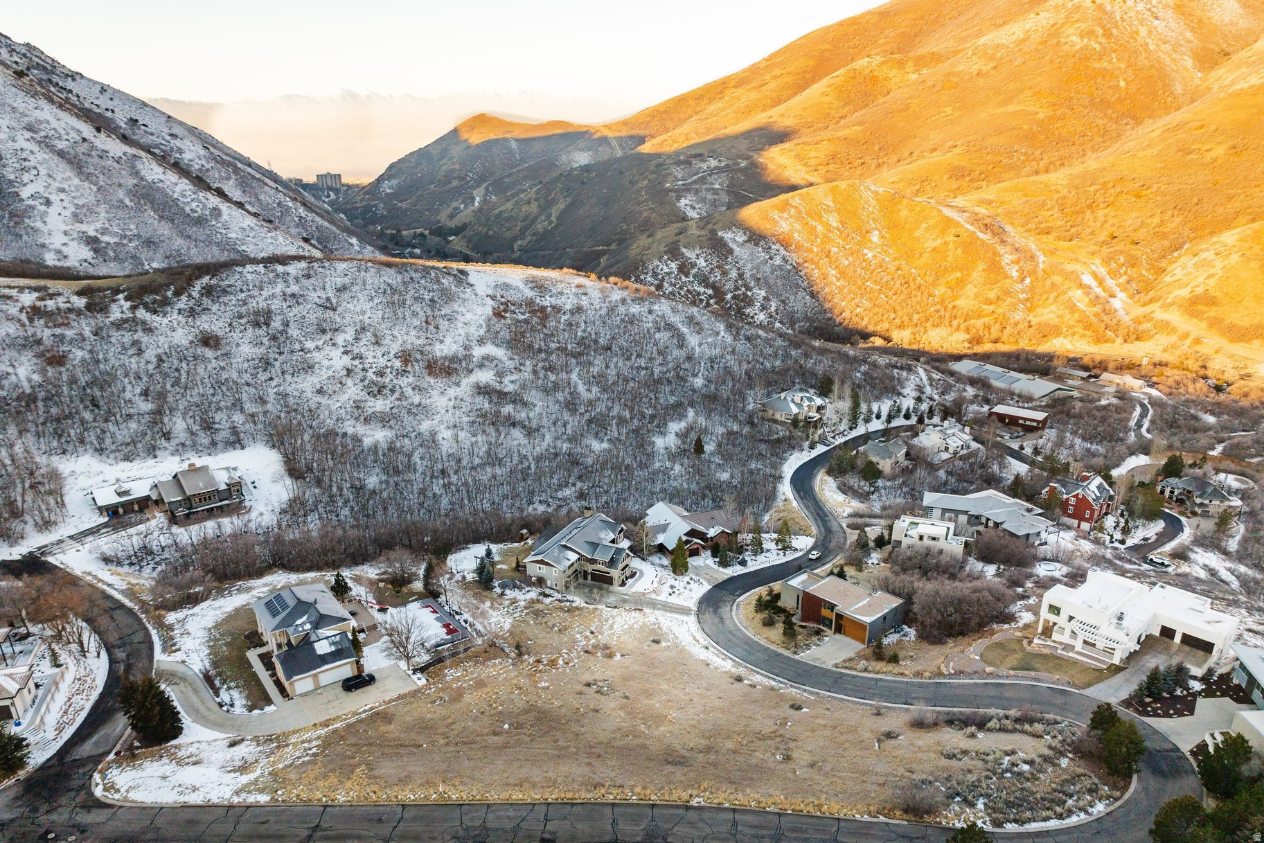 main property photo 15