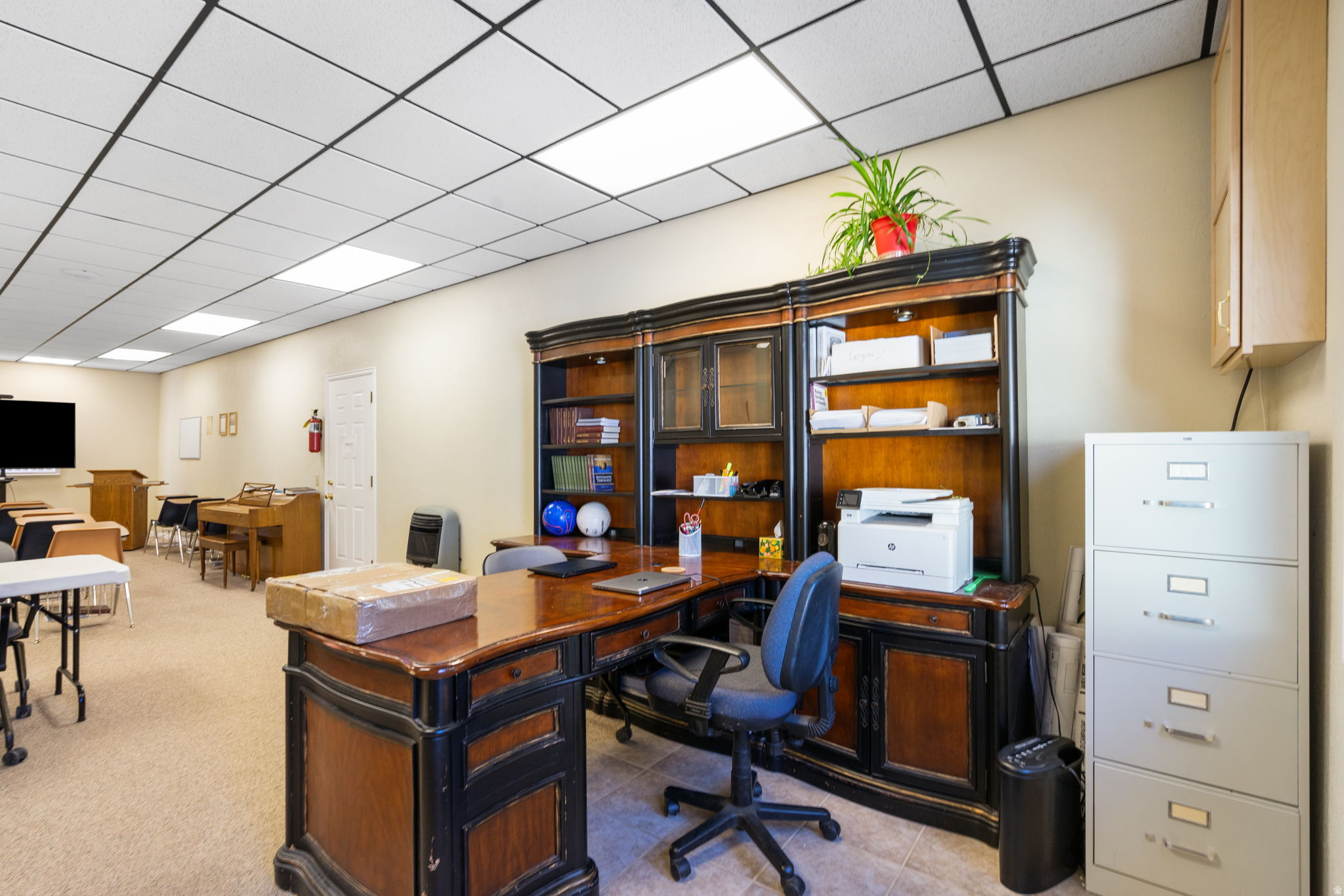 main property photo 19