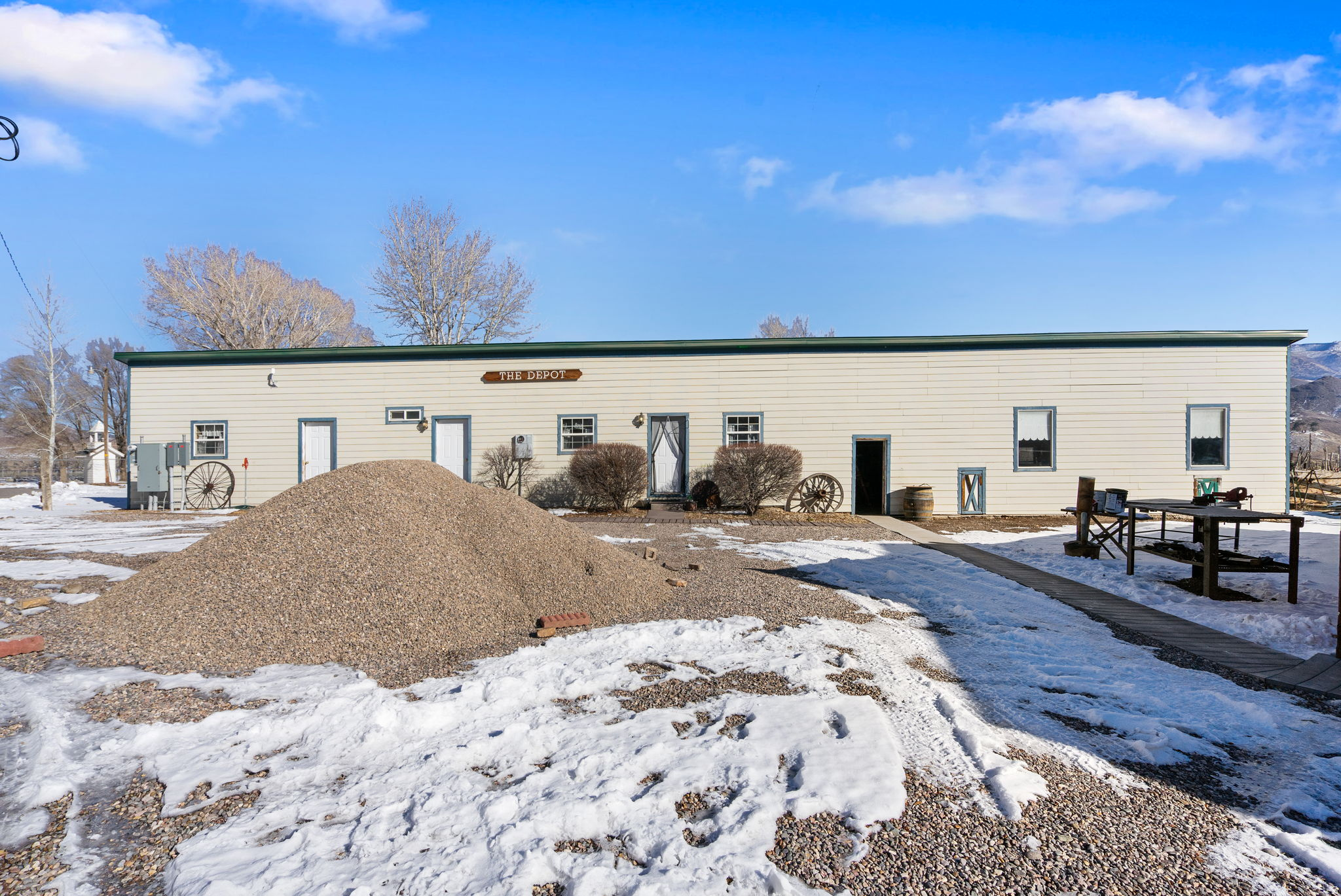 main property photo 60
