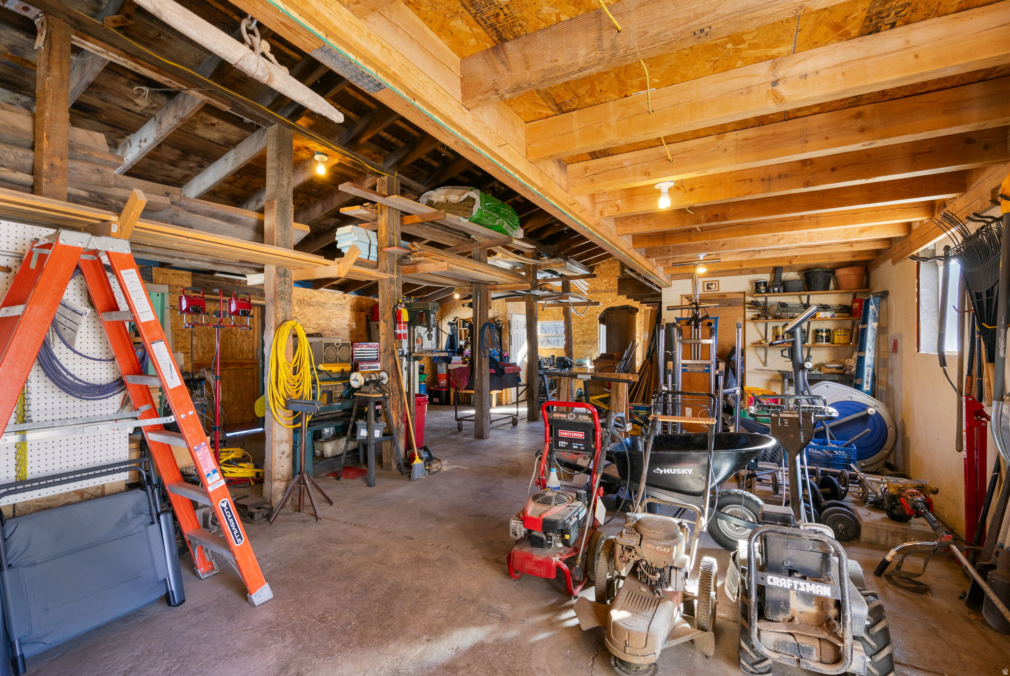main property photo 67