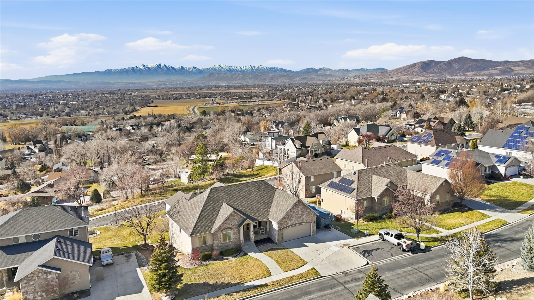 main property photo 34