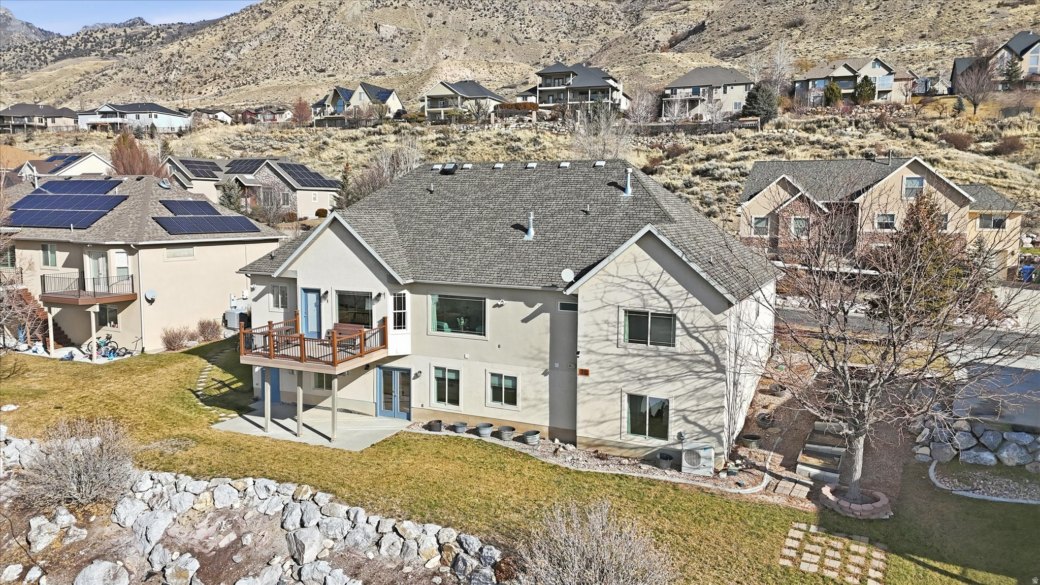 main property photo 36