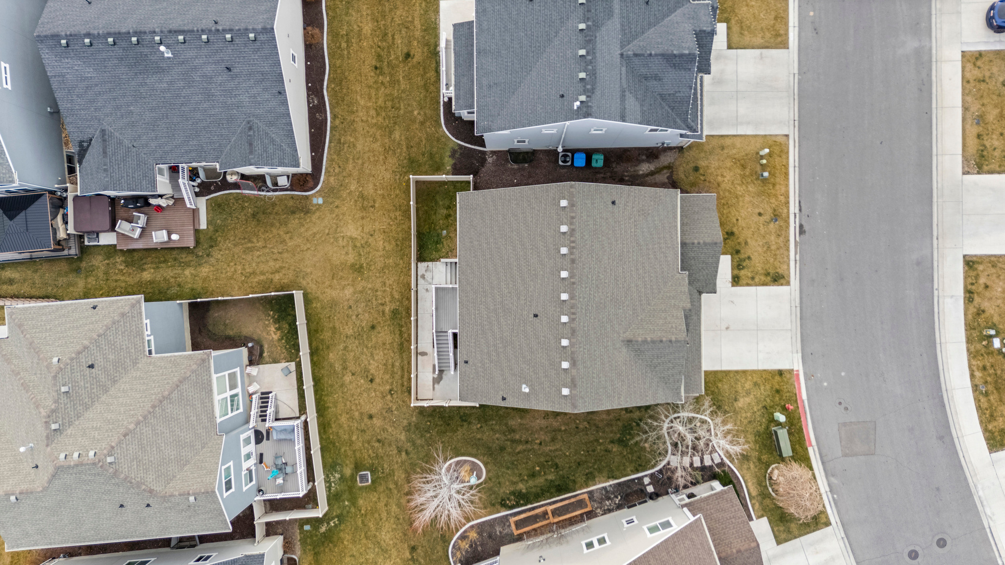main property photo 53