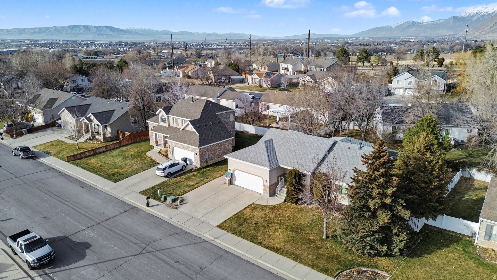 main property photo 20