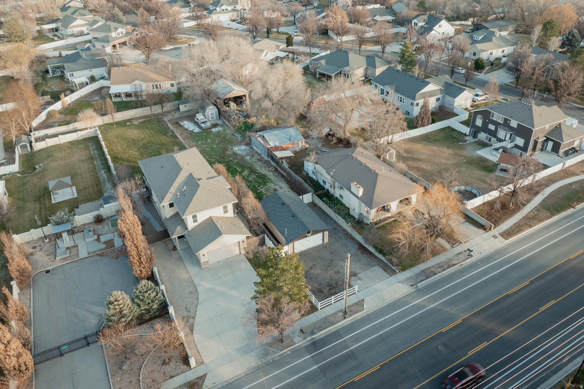 main property photo 6