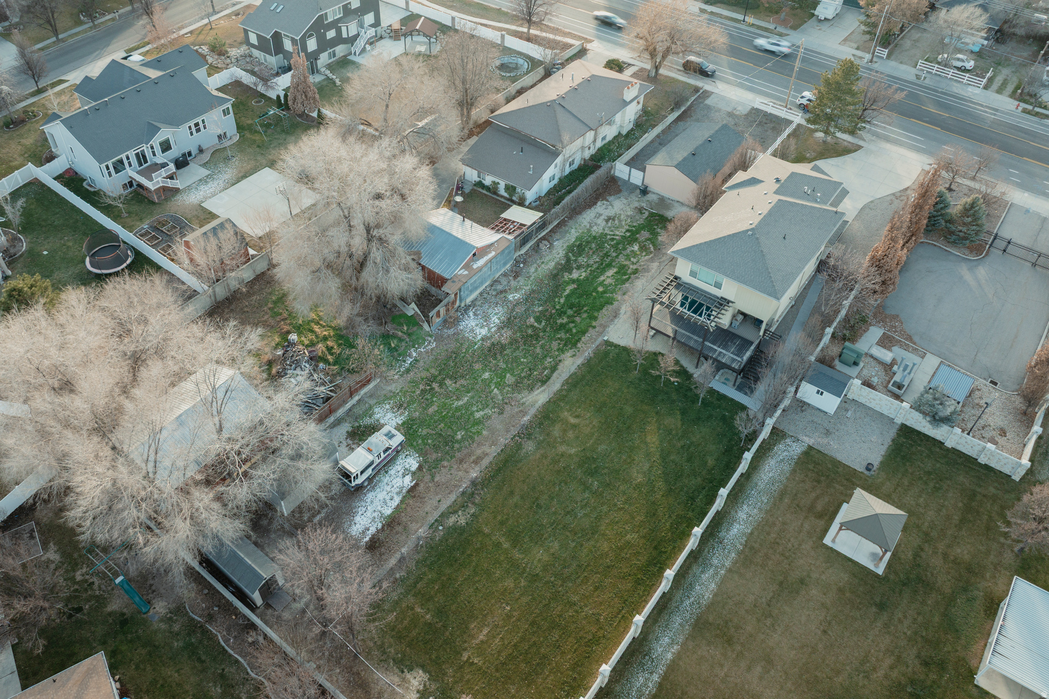 main property photo 8