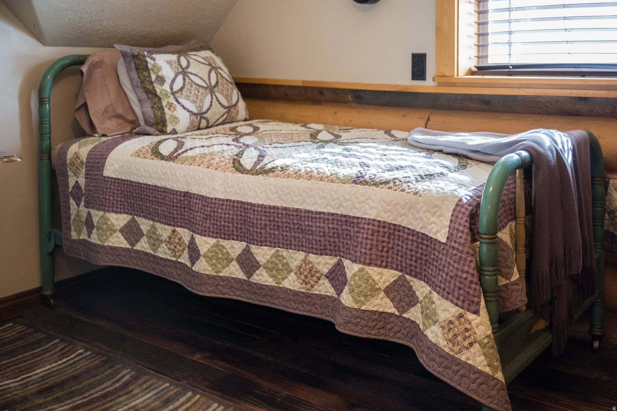 main property photo 39
