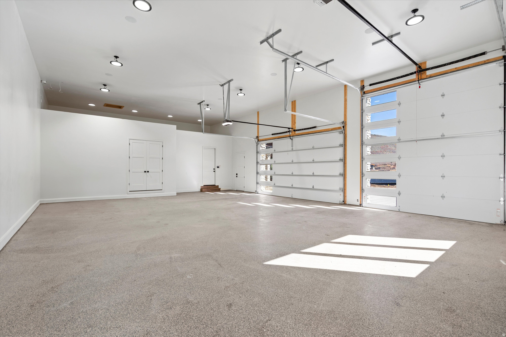 main property photo 79
